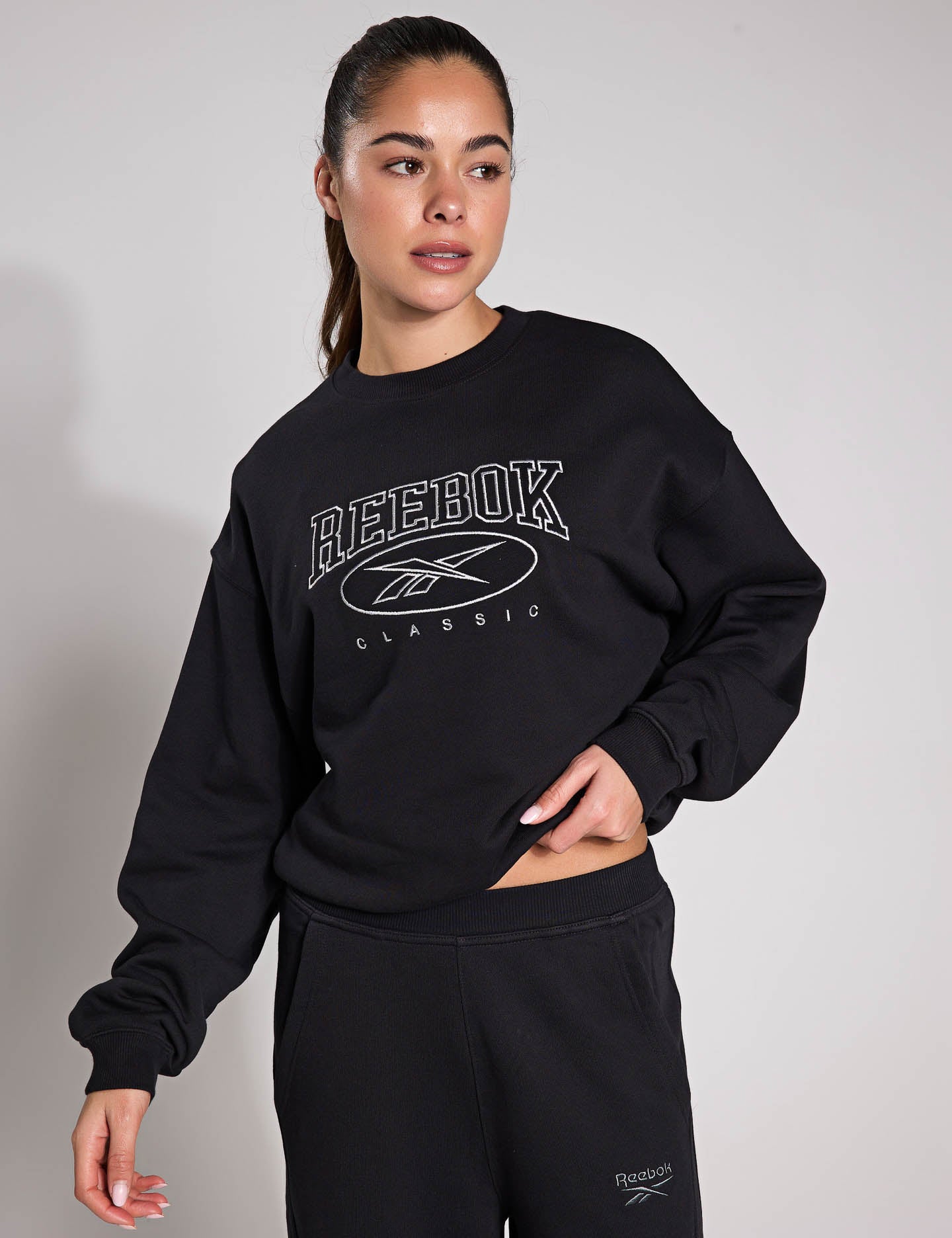 Classic Archive Essentials Crewneck Sweatshirt for Men & Women - Soft Cotton Blend, Comfort Fit, Black - Perfect for Casual Wear, Lounge & Street Style