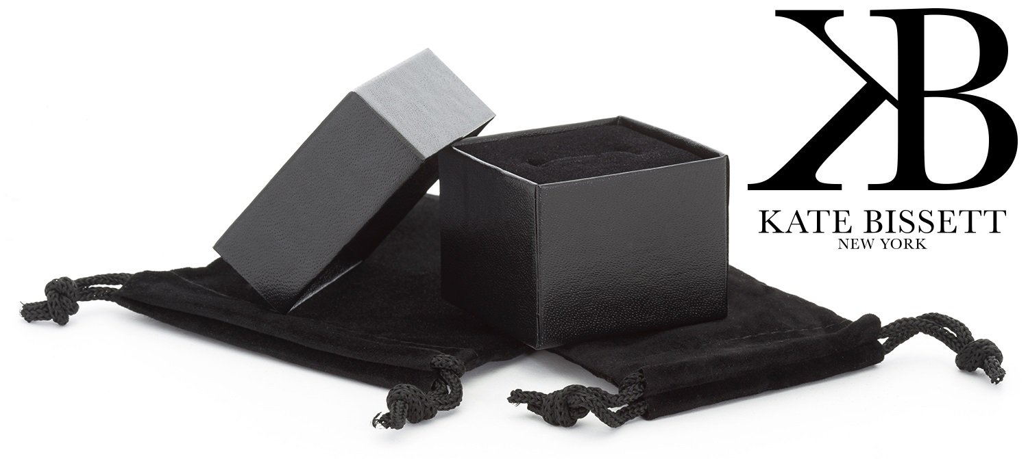 Elegant Black Ceramic Cocktail Ring for Women - Stylish Statement Jewelry for Parties, Weddings & Evening Events