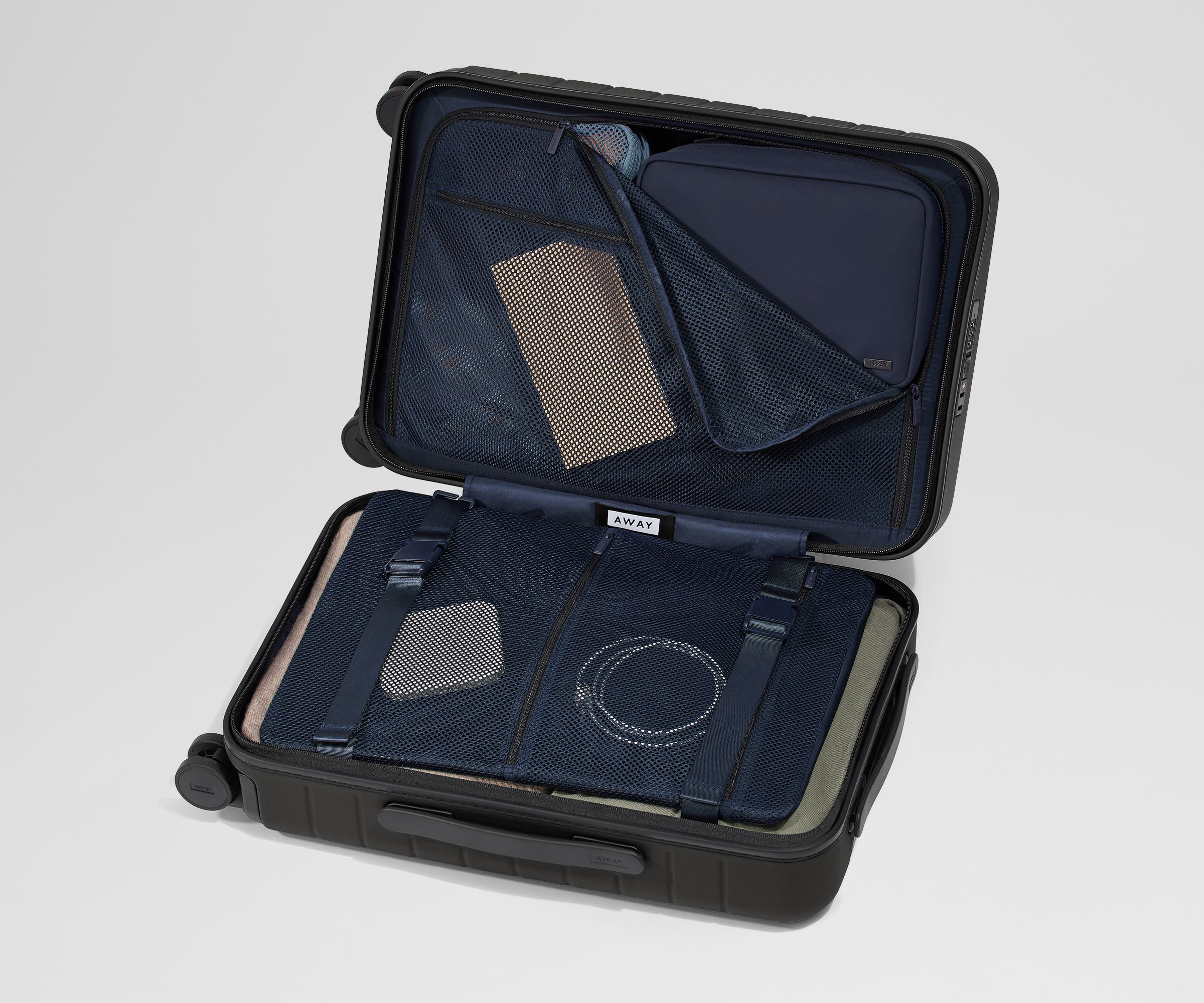 Premium Jet Black Executive Carry-On Luggage - Lightweight & Durable for Business Travel & Weekend Getaways