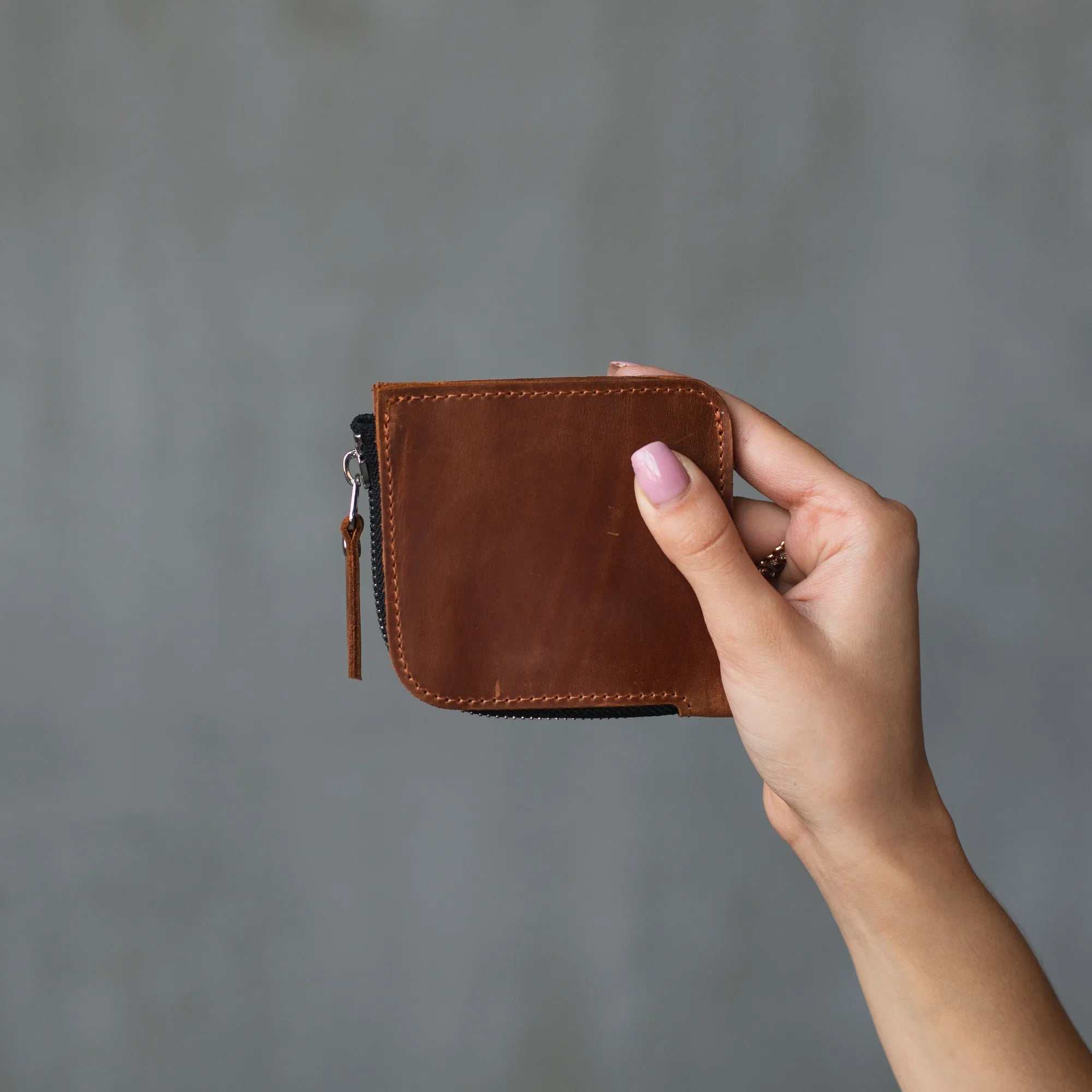 Premium Zippered Wallet for Men & Women - Slim RFID Blocking Leather Bifold Wallet with Multiple Card Slots & ID Window - Perfect for Travel, Business & Everyday Use