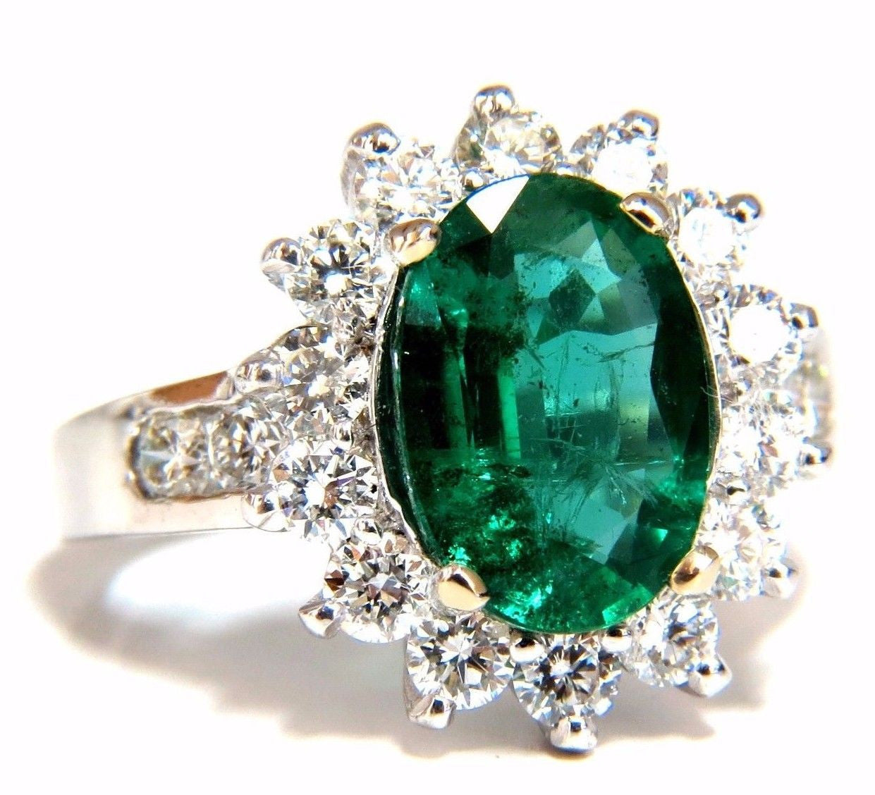 4.02 Carat Natural Oval Emerald Diamond Cocktail Halo Ring in 18K Gold (G/VS) – Perfect for Weddings, Anniversaries & Special Occasions