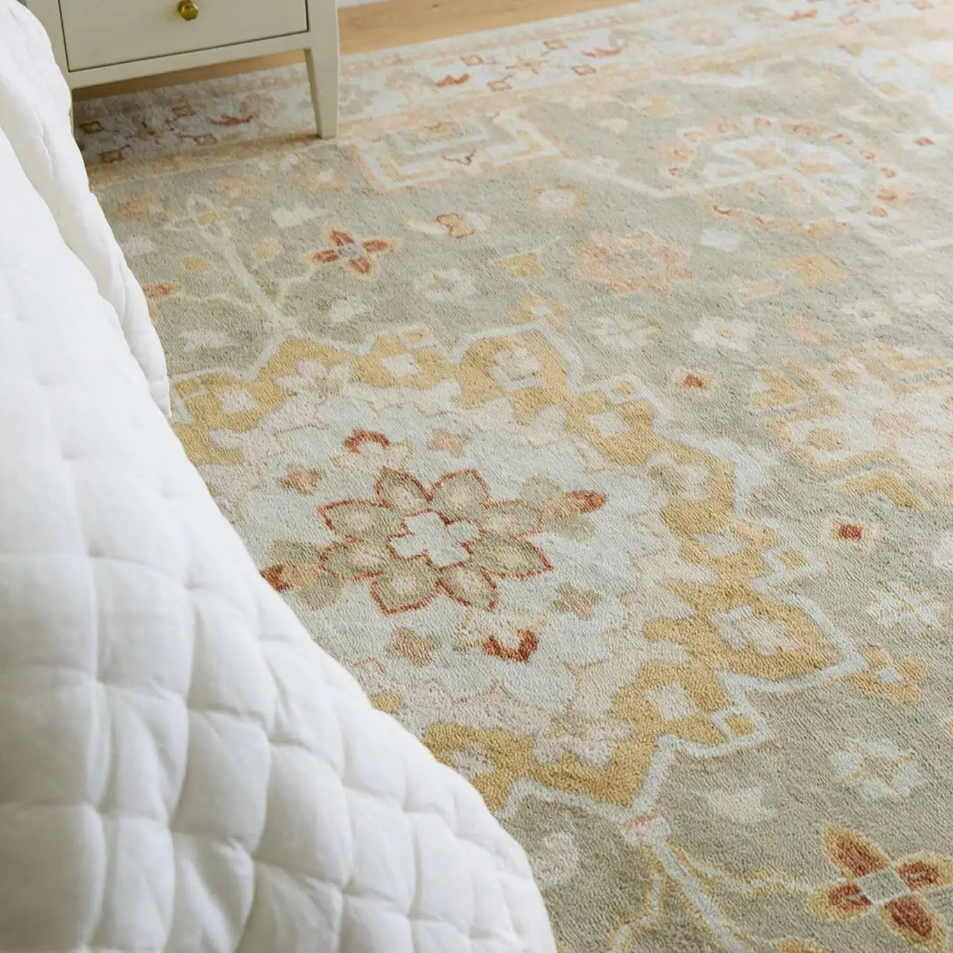 Dash & Albert Kendra Sky Hand Knotted Wool Rug - Soft & Durable 5'x8' Area Rug for Living Room, Bedroom & Nursery Decor