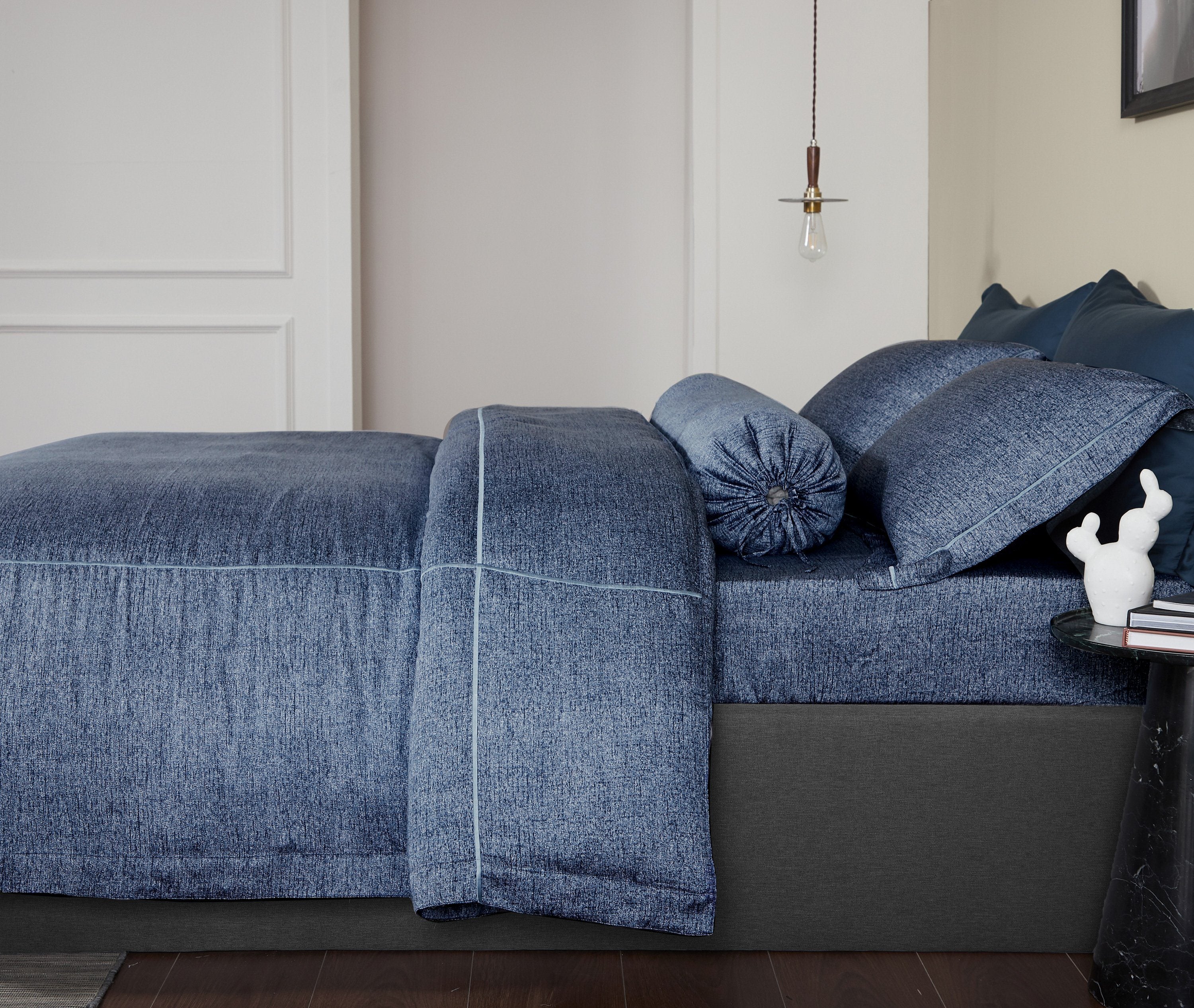 Premium TENCEL™ Ocean Blue Pillowcase Set - Soft & Breathable Bedding for Side Sleepers - Perfect for Guest Rooms, Beach Houses & Coastal Decor