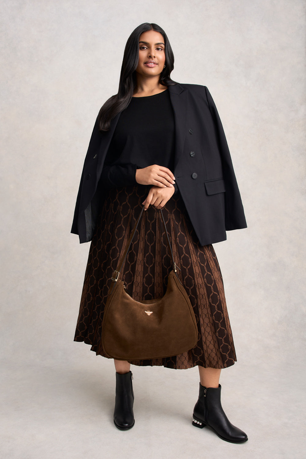 Stylish Pleated Knit Skirt in Chocolate & Camel Colors - Perfect for Work, Dates, and Casual Outings
