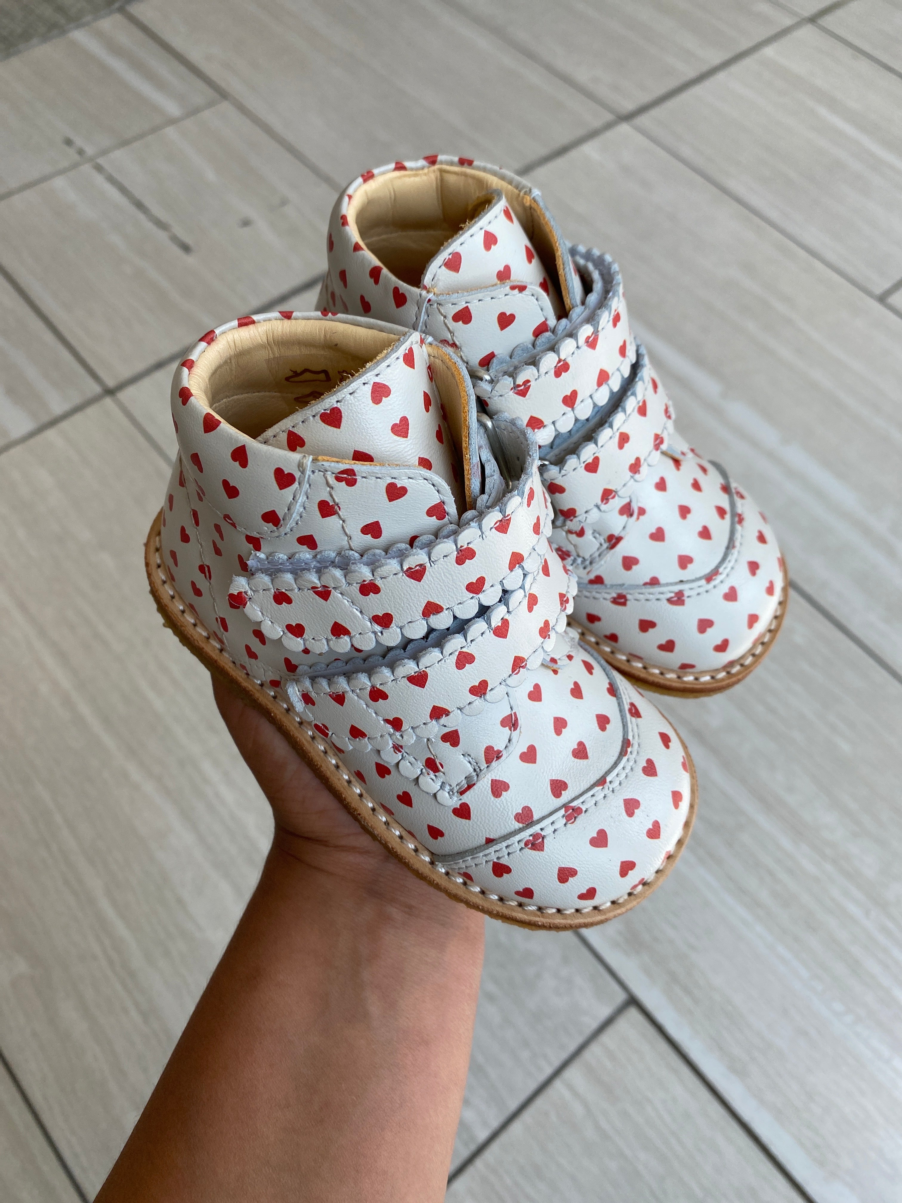 Angulus Cream Heart Velcro Bootie - Soft Leather Baby Shoes for Girls & Boys | Comfortable & Stylish First Walkers for Indoor & Outdoor Play