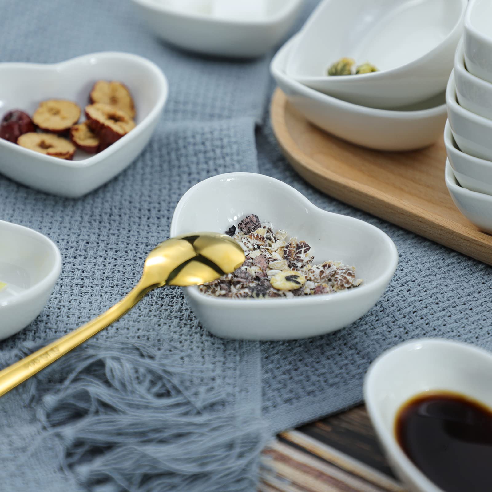 Heart-Shaped Ceramic Sauce Bowls Set of 80 - Multipurpose Serving Dishes for Sushi, Appetizers, Seasoning & Dipping - Perfect for Restaurants, Dinner Parties & Home Entertaining