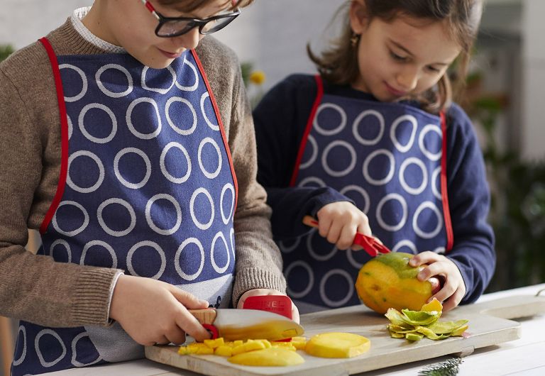 Opinel Le Petit Chef Kids Kitchen Knife Set - Safe Cooking Tools for Children - Perfect for Little Chefs Learning Culinary Skills at Home or School