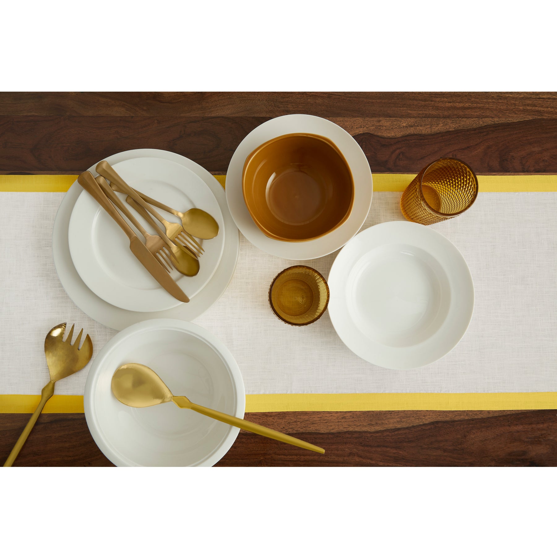Elegant Classic Table Runner for Dining Room Decor - Perfect for Weddings, Holidays & Home Decor