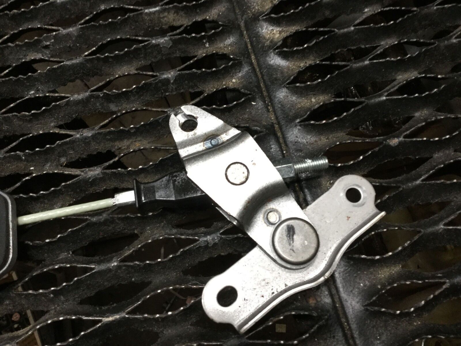 2004-2009 Toyota Prius Emergency Parking Brake Linkage 46320-47030 OEM Replacement Part - Perfect for Parking on Slopes & Emergency Stops