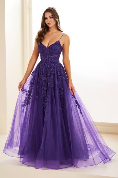 Ellie Wilde EW34036 Elegant Prom Dress for Women - Perfect for Homecoming, Formal Dances & Special Occasions