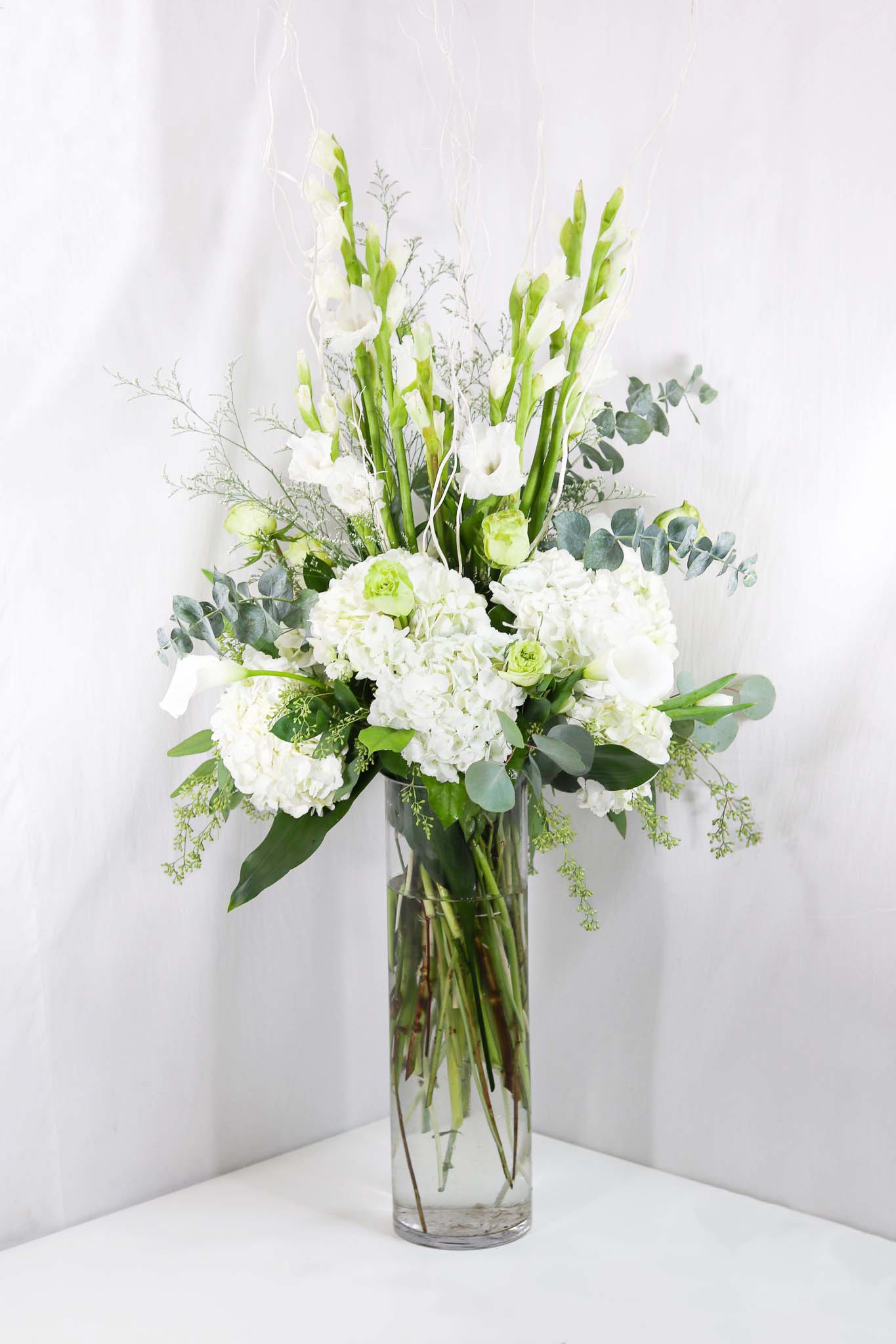 Elegant Tall White Centerpiece for Weddings, Parties & Home Decor - Perfect Floral Vase for Table Decorations and Event Styling