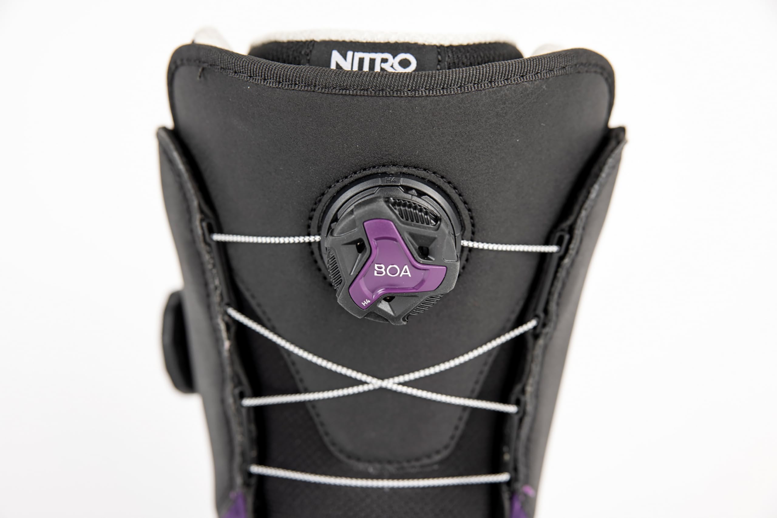 NITRO 2025 Scala Boa Women's Snowboard Boots - Lightweight & Comfortable for All-Mountain Riding | Perfect for Freestyle & Powder Snowboarding