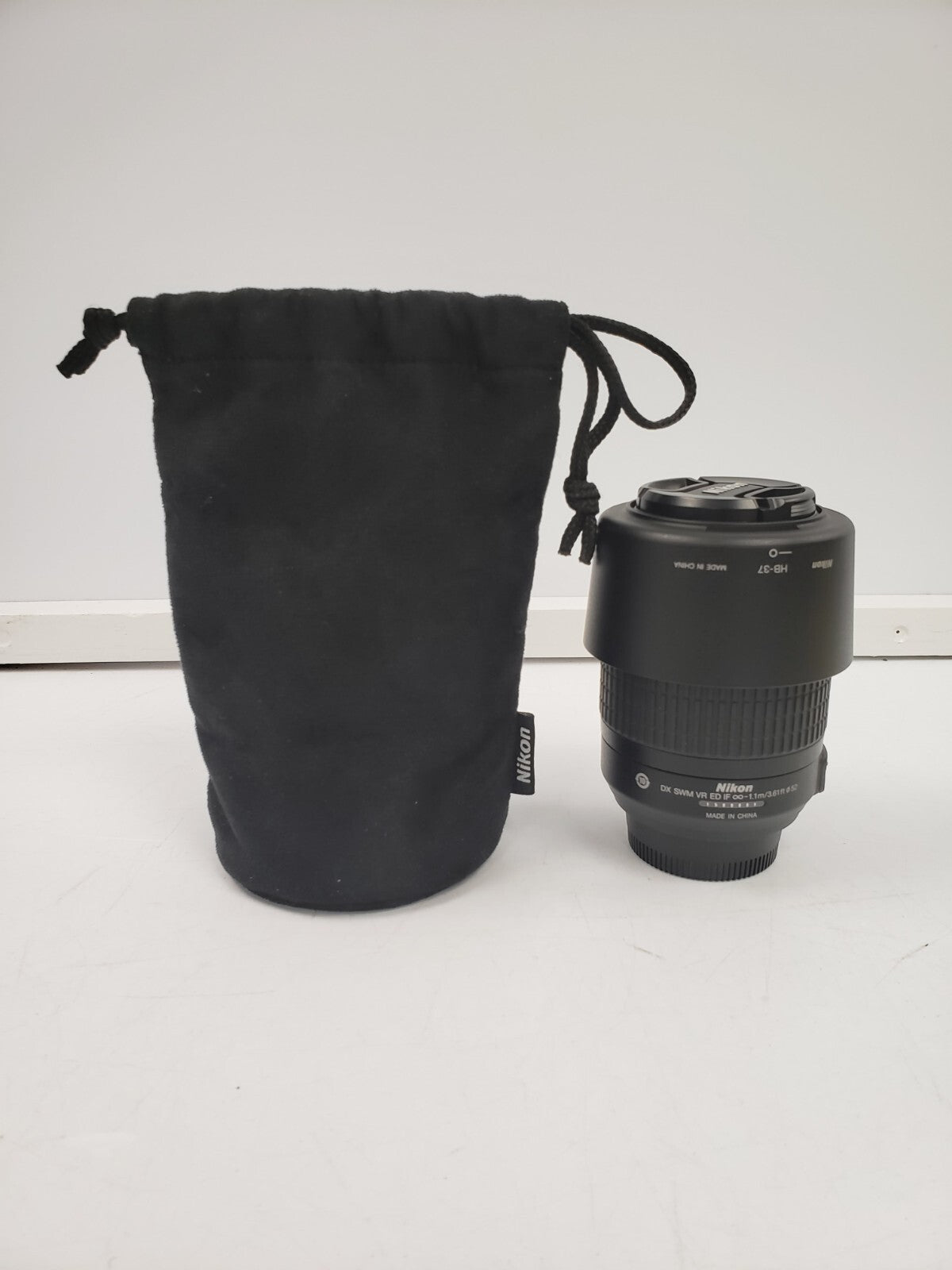 Nikon 55-200mm f/4-5.6G ED AF-S DX VR Zoom Lens for DSLR Cameras - Perfect for Portrait, Travel & Wildlife Photography
