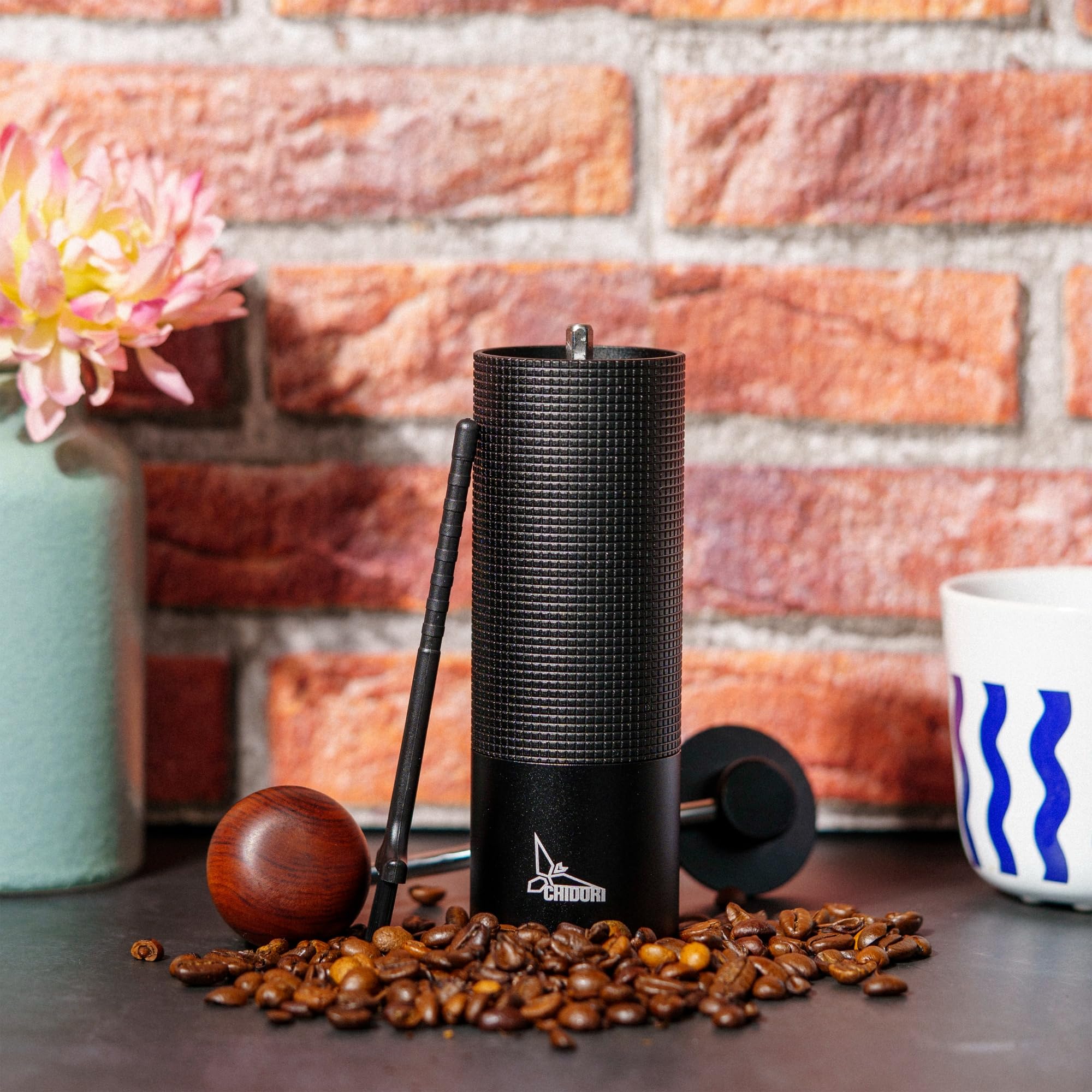 Manual Coffee Grinder for Espresso & French Press - Portable for Camping & Travel