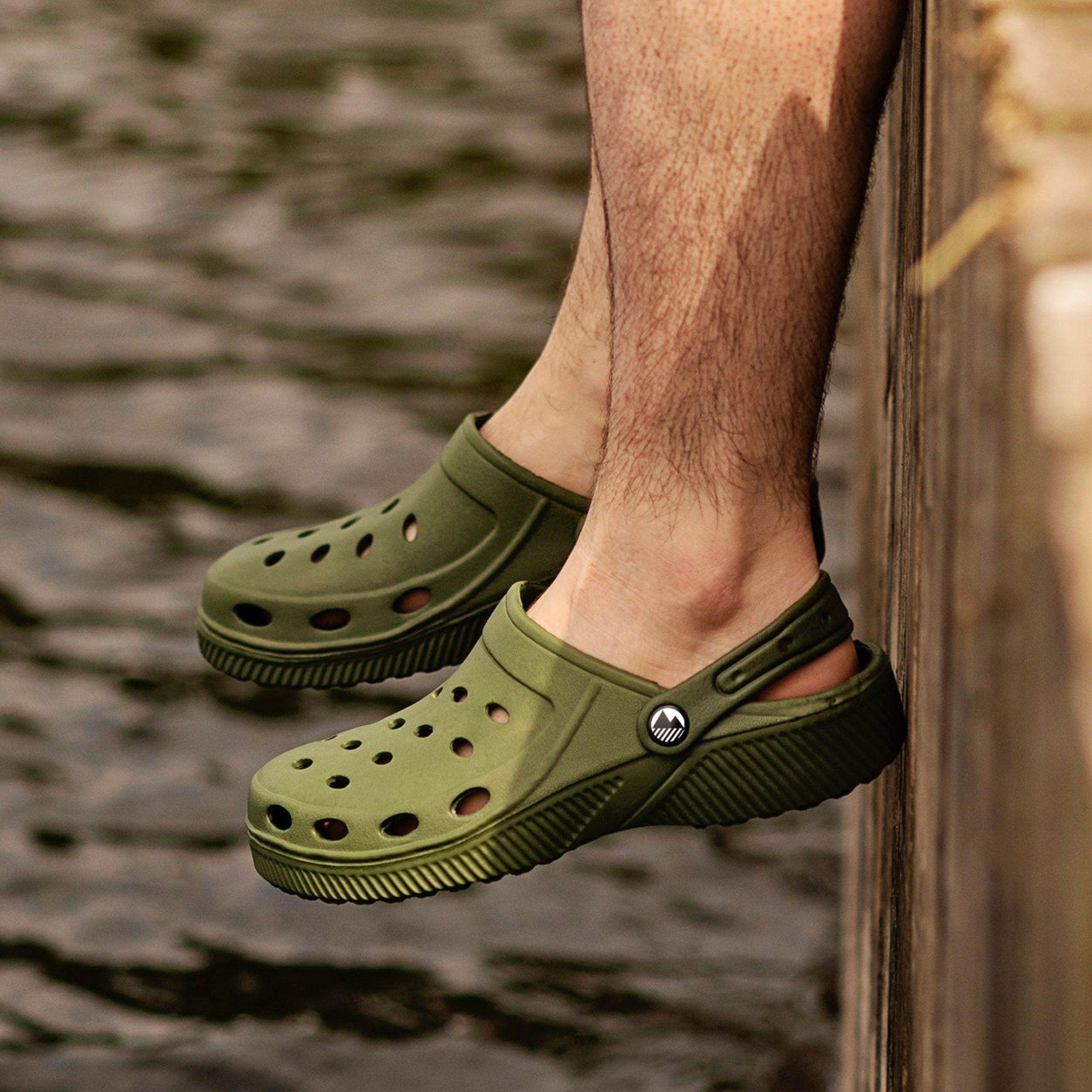 Men's Breathable Slip-On Clogs - Comfortable & Lightweight for Outdoor, Garden, and Casual Wear