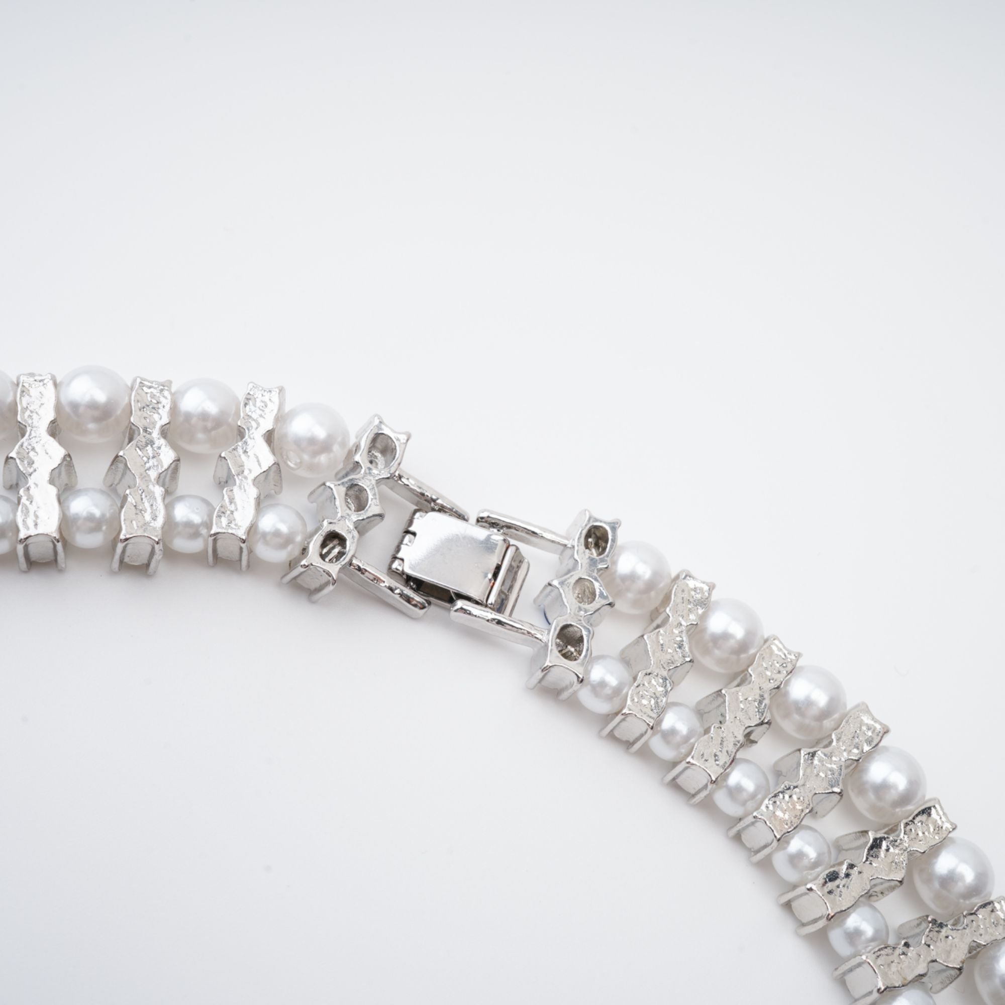 Alana Crystal Embellished Faux Pearl Necklace - Elegant Women's Jewelry for Parties, Weddings & Special Occasions