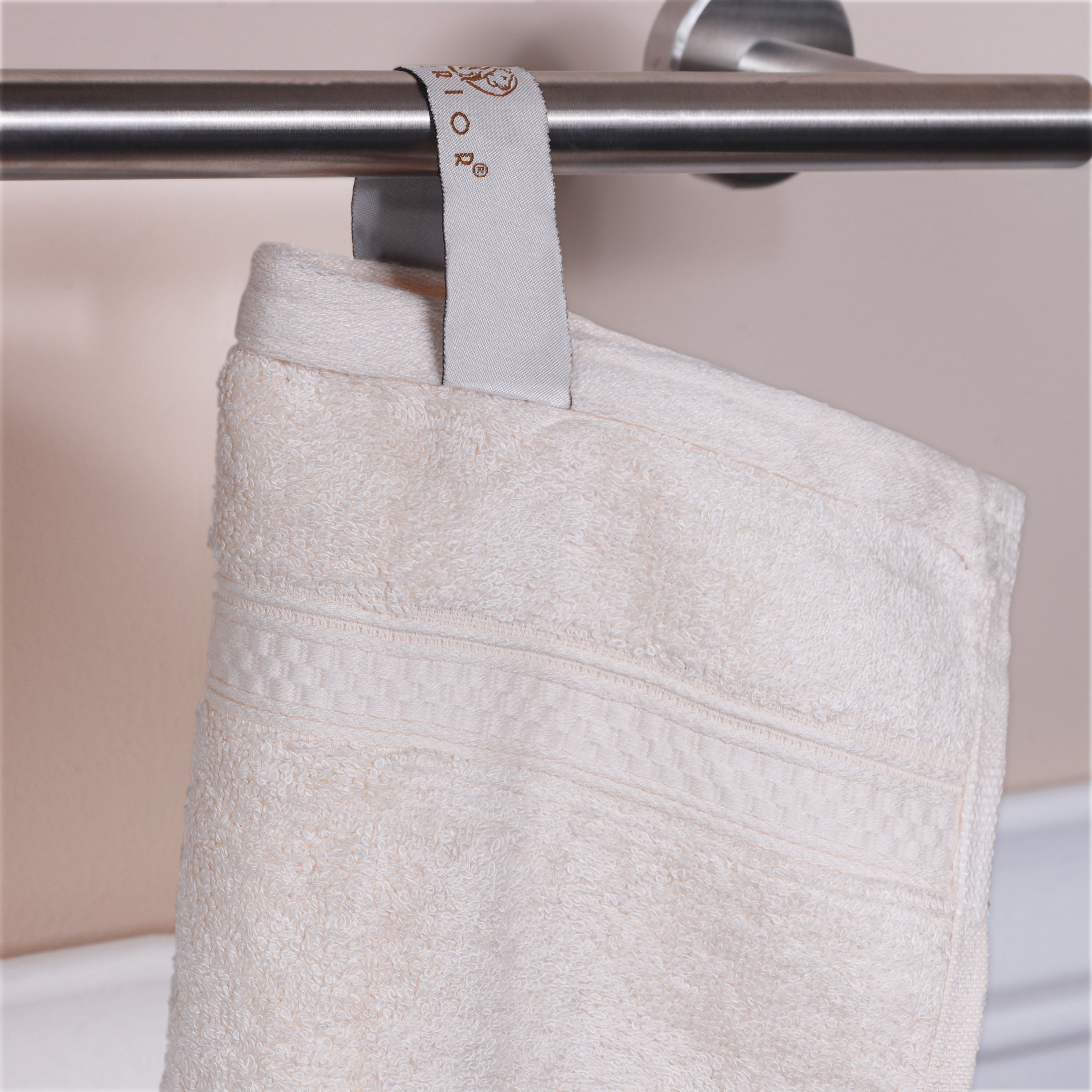 Rayon from Bamboo Blend Ultra Soft 18-Piece Towel Set | Luxury Bath & Beach Towels for Spa, Pool & Home Use