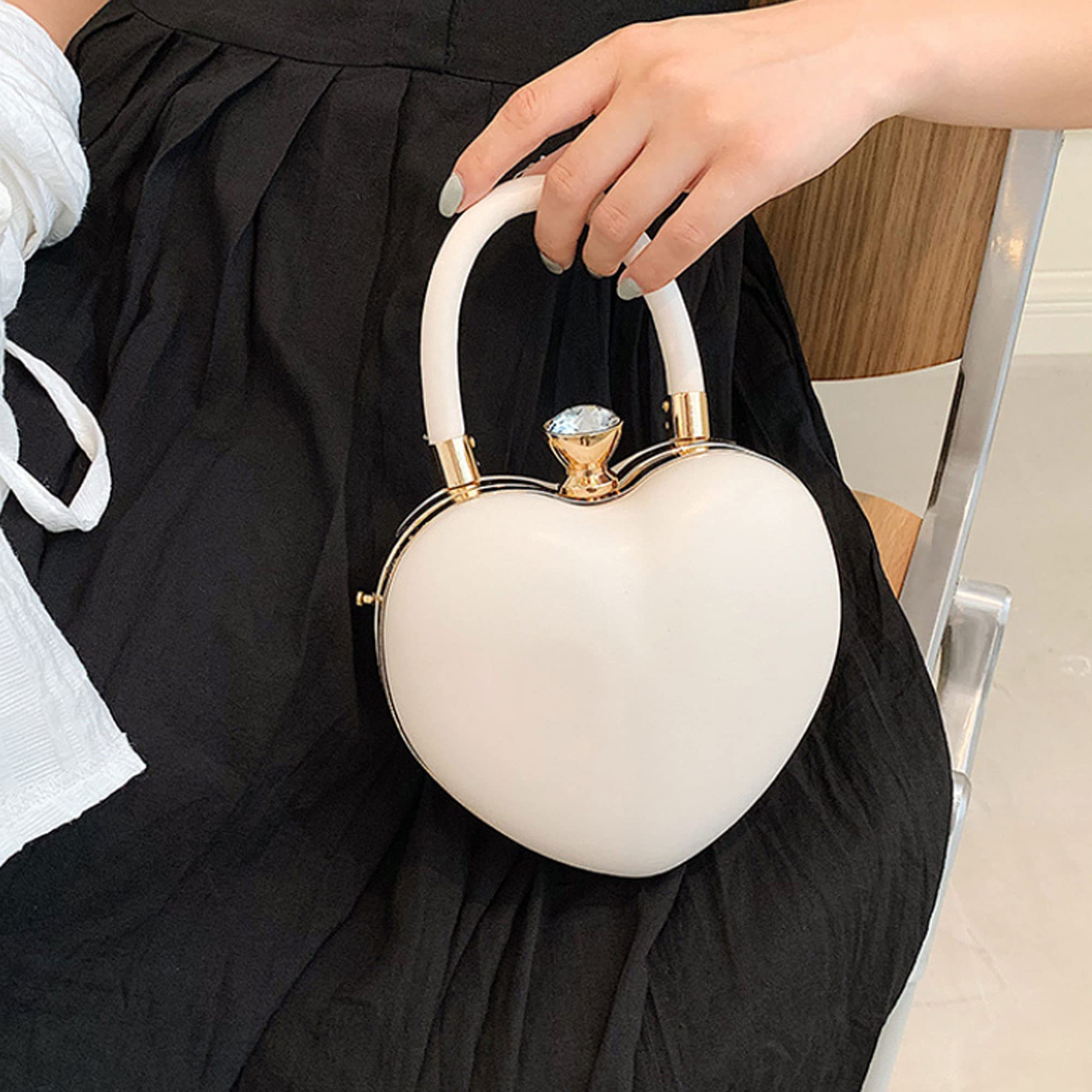 Goclothod Buddy Women's Heart-Shaped PU Leather Clutch Purse - Elegant Shoulder Bag for Parties, Date Nights & Special Occasions