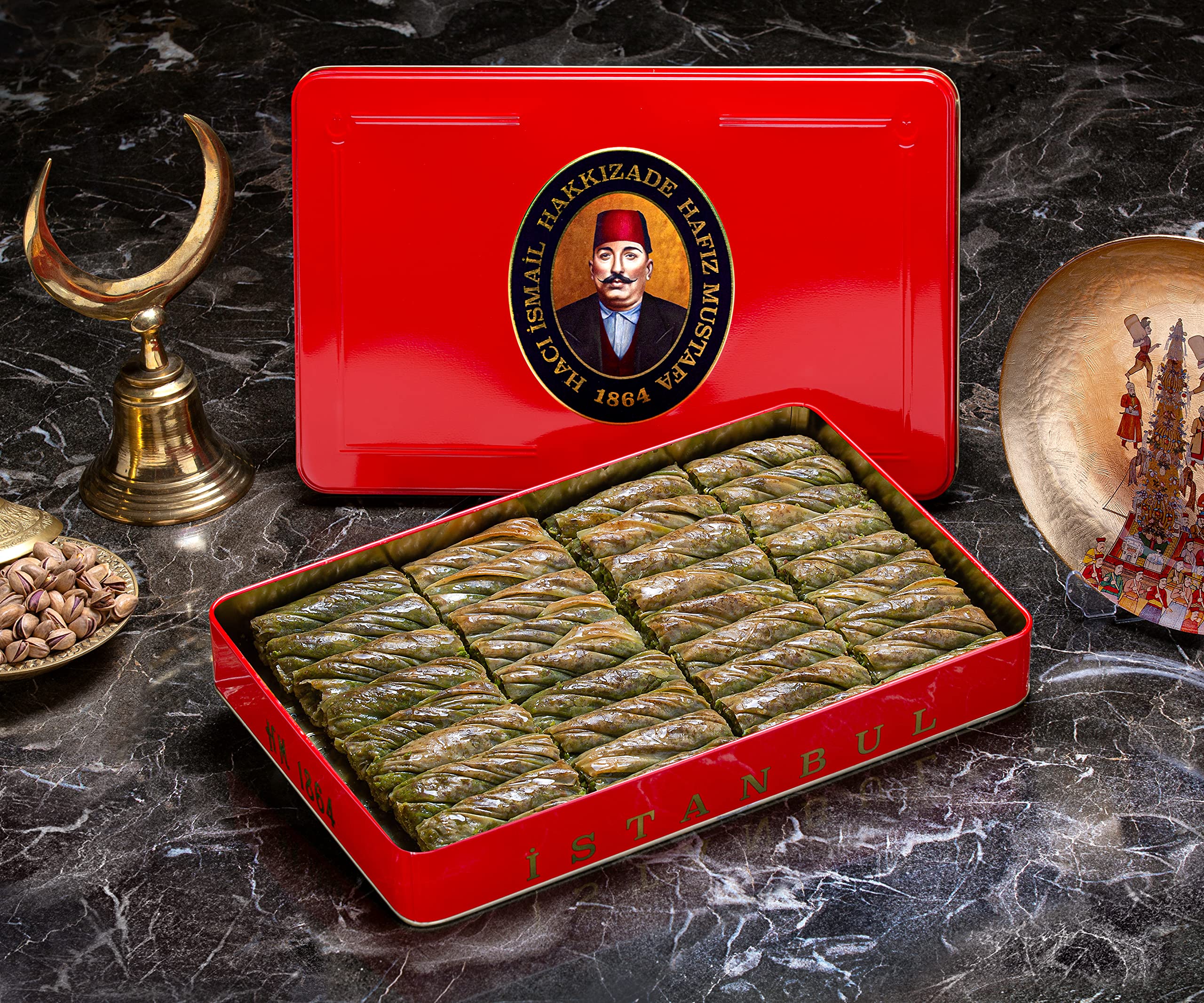 Premium Hafiz Mustafa 1864 Istanbul Baklava Pastry Gift Box - Authentic Turkish Baklava Dessert with Fresh Phyllo Dough, Pistachios, Hazelnuts & Walnuts - Perfect for Birthdays, Christmas Gifts, Dinner Parties & Holiday Celebrations