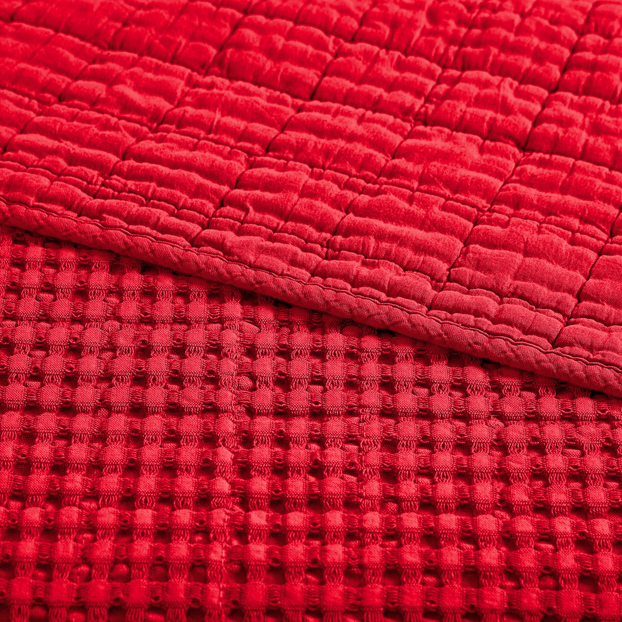 Mills Waffle Red Quilt Set - King Size Bedding, Ultra Soft & Breathable, Perfect for Winter Warmth - Cozy Home Decor, Guest Room & Master Bedroom Upgrade