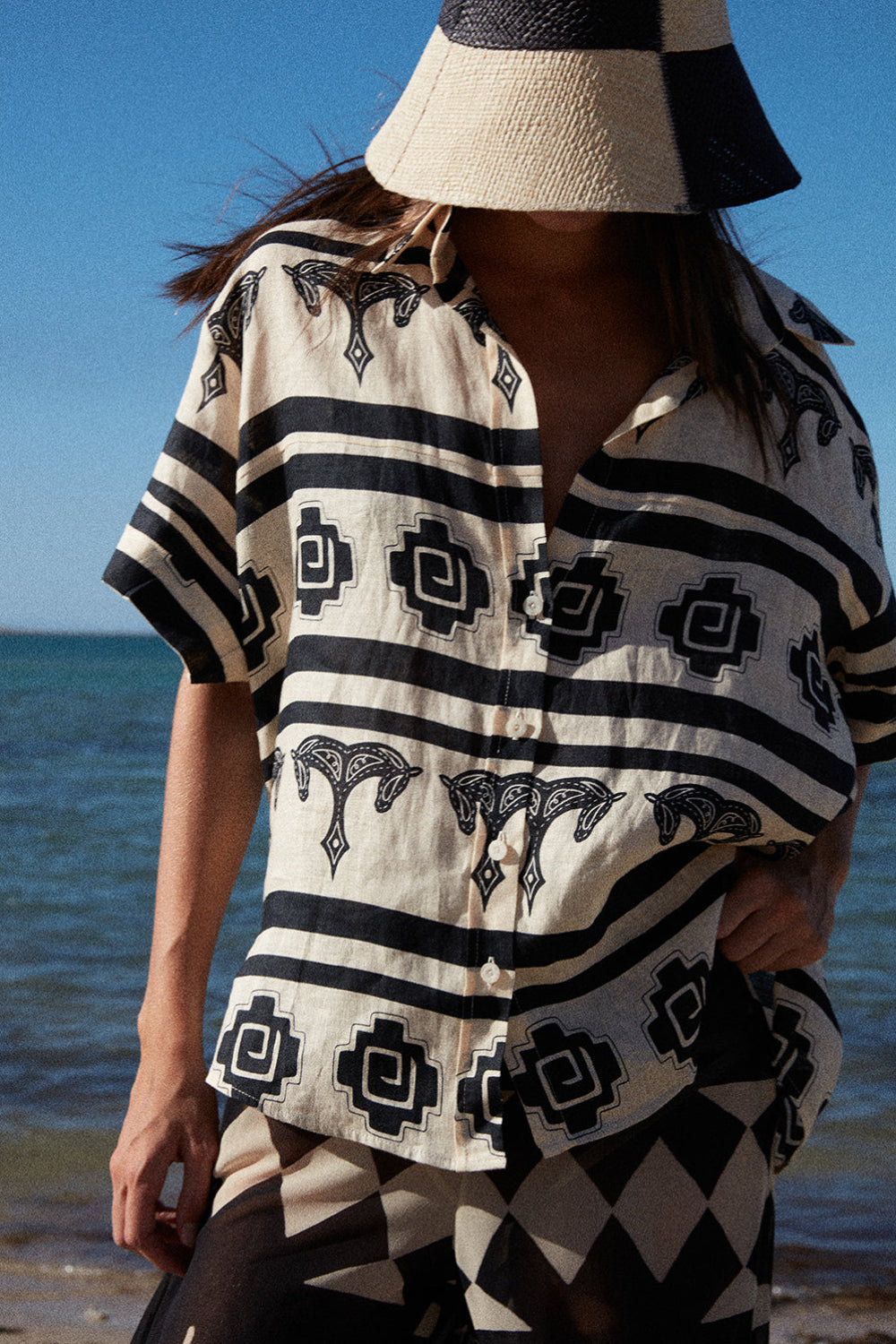 La Creciente Shirt - Premium Quality Casual Button Down Shirt for Men | Perfect for Office, Date Night & Weekend Outings