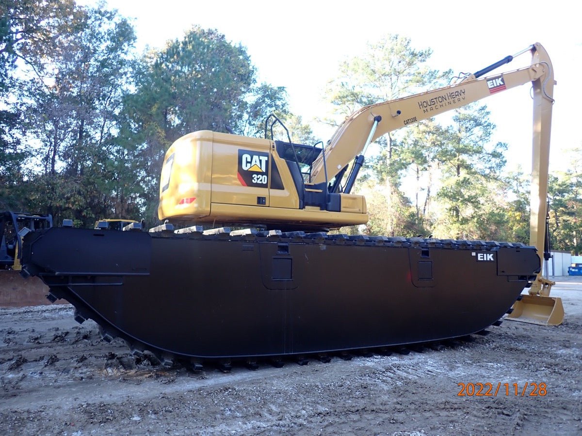 Caterpillar 2019 Long Reach Excavator - 4902 Hours | Heavy Duty Construction Equipment for Digging & Demolition