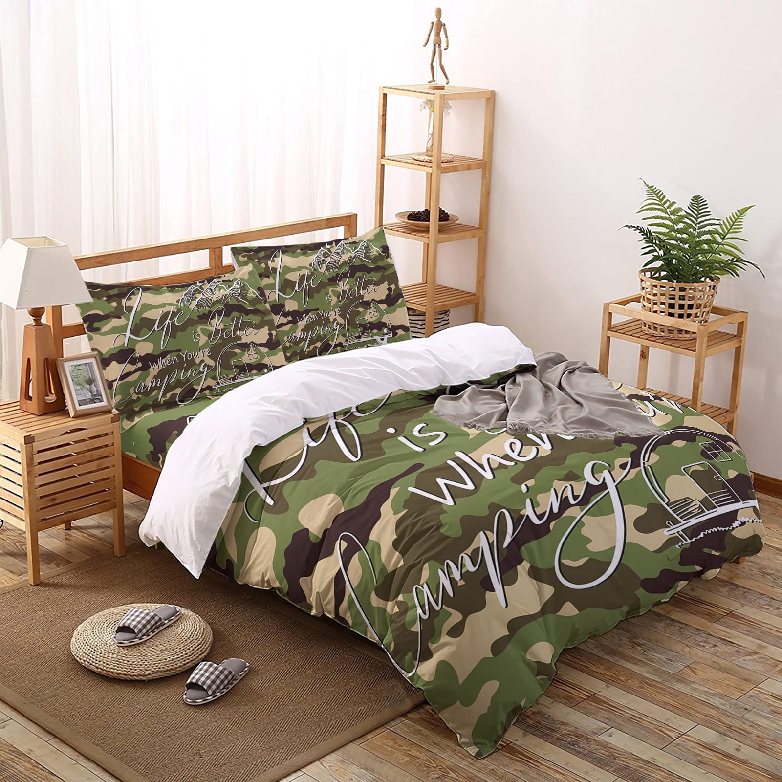 4 Piece Twin Size Quilted Comforter Set - Camouflage Green Bedding for Kids Boys & Girls - Includes Comforter Cover, Top Sheet & Pillowcases - Perfect for Bedroom, Guest Room, Hotel & Camping Adventures