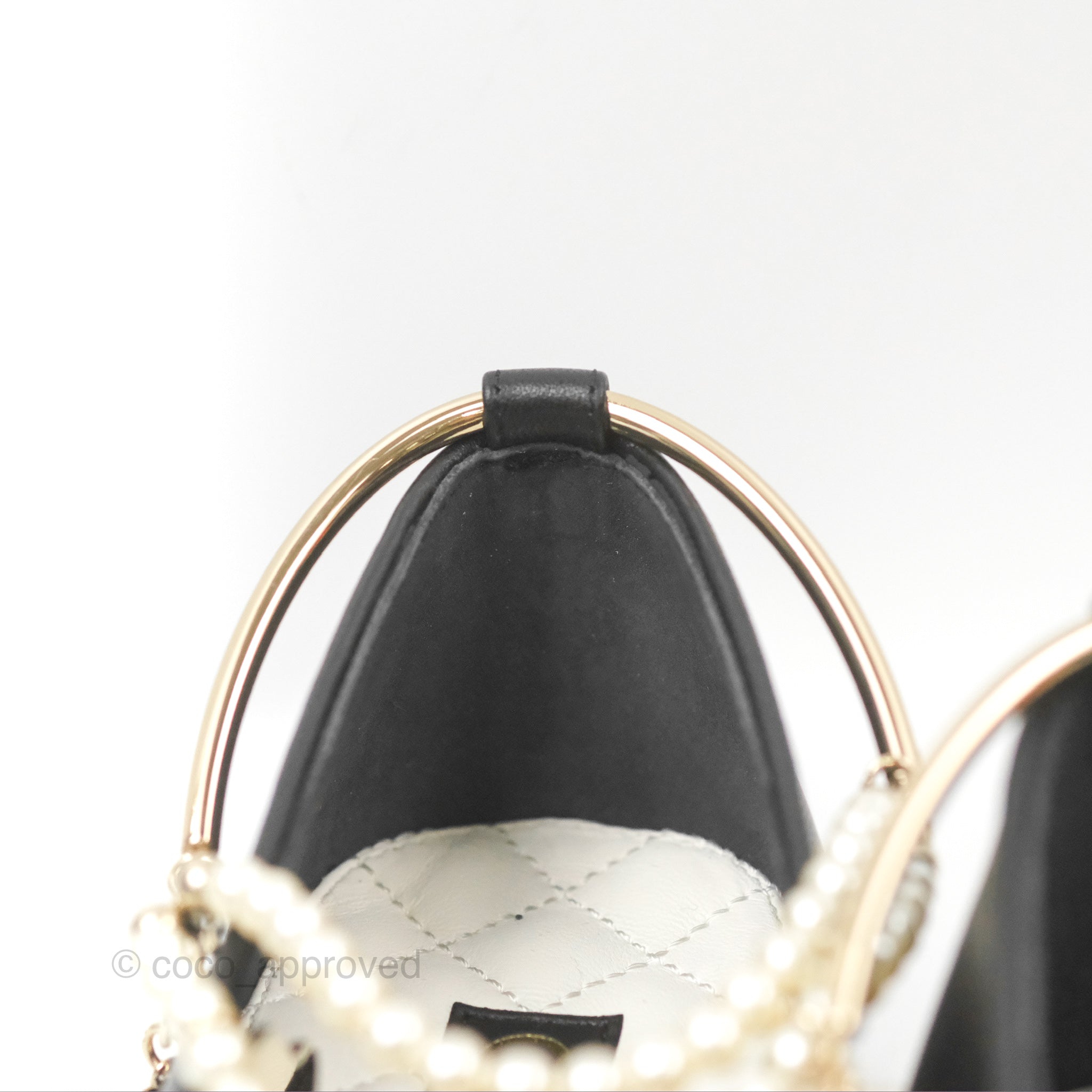 Chanel Black Lambskin Double Pearl Pendant Flat Ballerinas Size 37 - Elegant Women's Flats for Parties, Weddings & Casual Wear