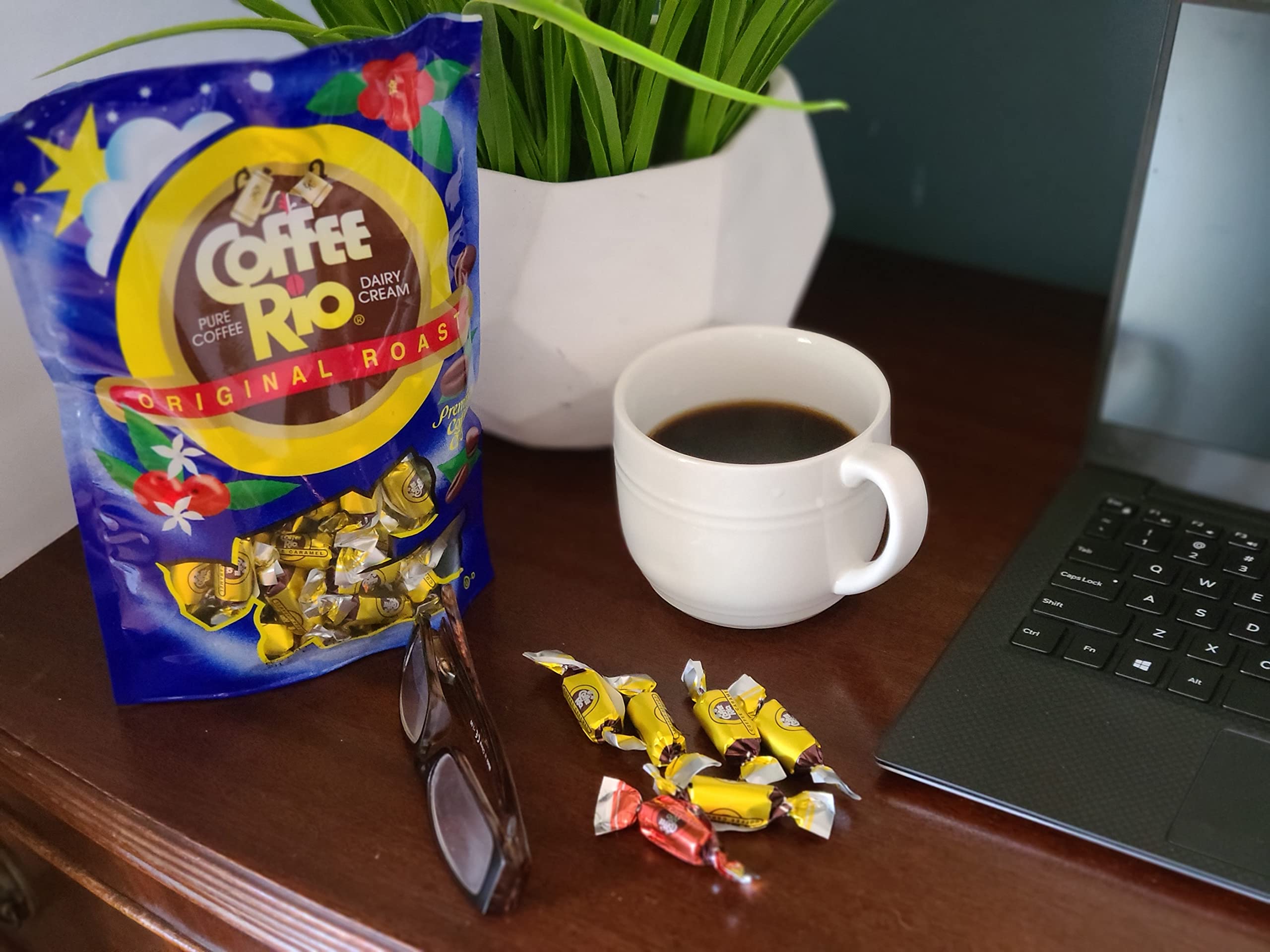 Adams & Brooks Coffee Rio Coffee Candy - Bulk 3 Pound Bag, Individually Wrapped Caffe Latte Flavored Candies - Perfect for Office Snacks, Party Favors & Coffee Lovers Gifts