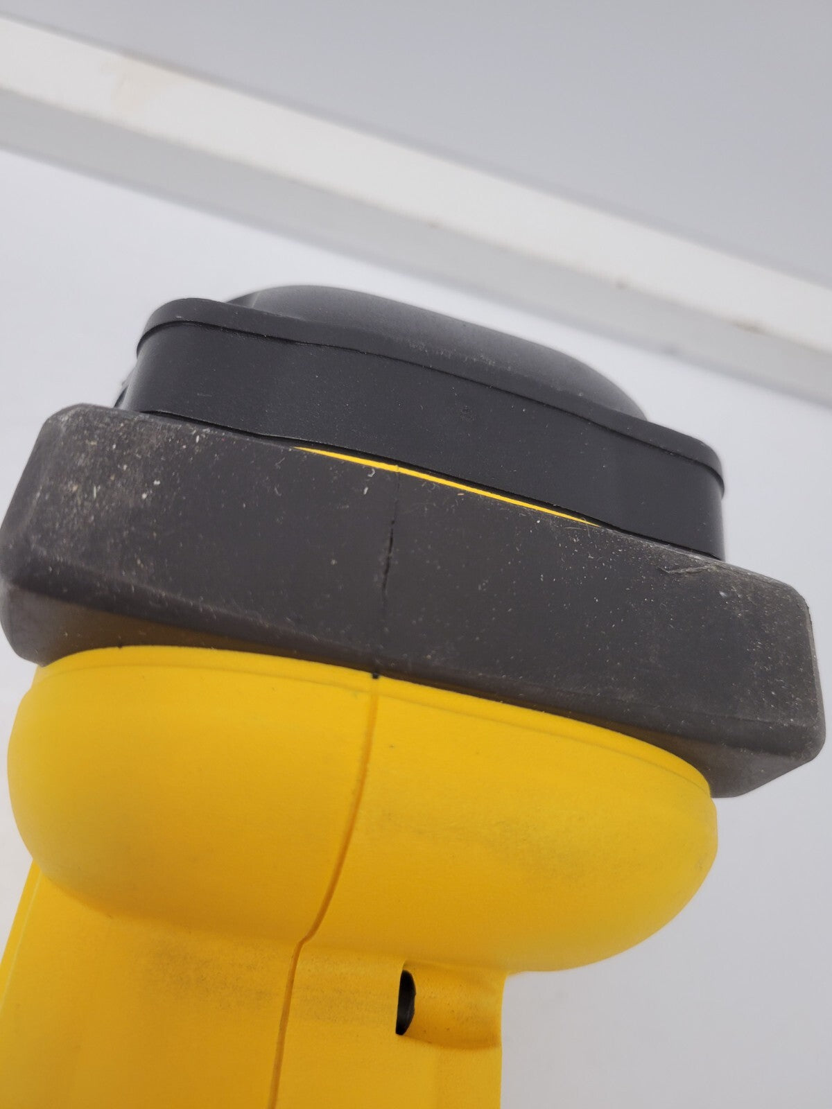 DEWALT DCS350 Cordless Threaded Rod Cutter - Heavy Duty Metal Cutting Tool for Construction & Electrical Work - Perfect for Pipe, Rebar & All-Thread Cutting
