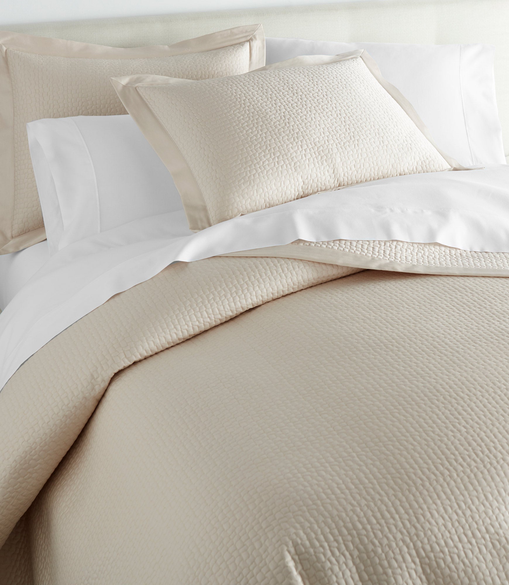 Hamilton Quilted Sham - Premium Decorative Pillow Cover for Bedroom & Living Room - Soft Cotton Sham with Elegant Quilted Design - Perfect for Home Decor, Guest Rooms, and Cozy Spaces