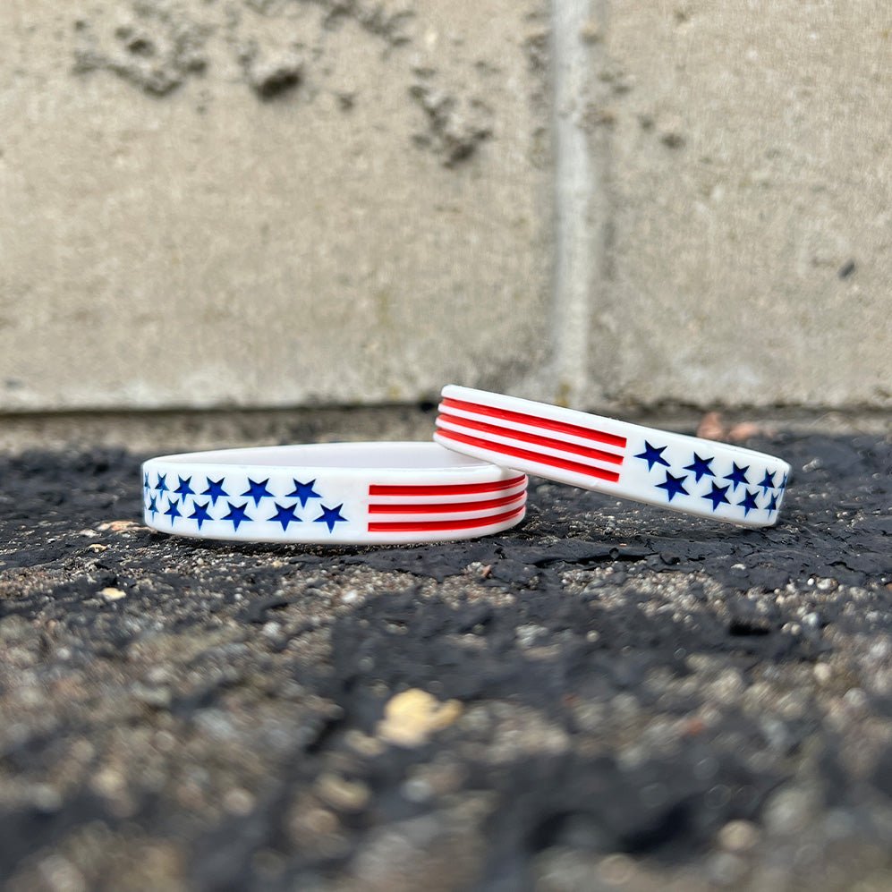 USA Flag Wristbands - Patriotic American Bracelets for Men & Women - Red White Blue Wrist Bands for Sports, Rallies, Concerts & 4th of July Celebrations