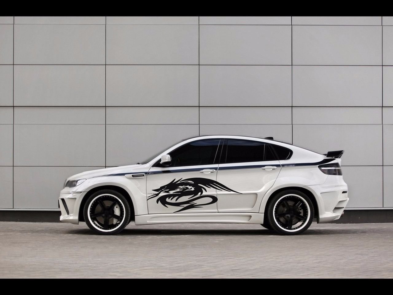 Dragon Car Side Vinyl Graphics - Premium Car Stickers & Decals for Vehicle Customization - Perfect for Car Enthusiasts & Street Racing Style