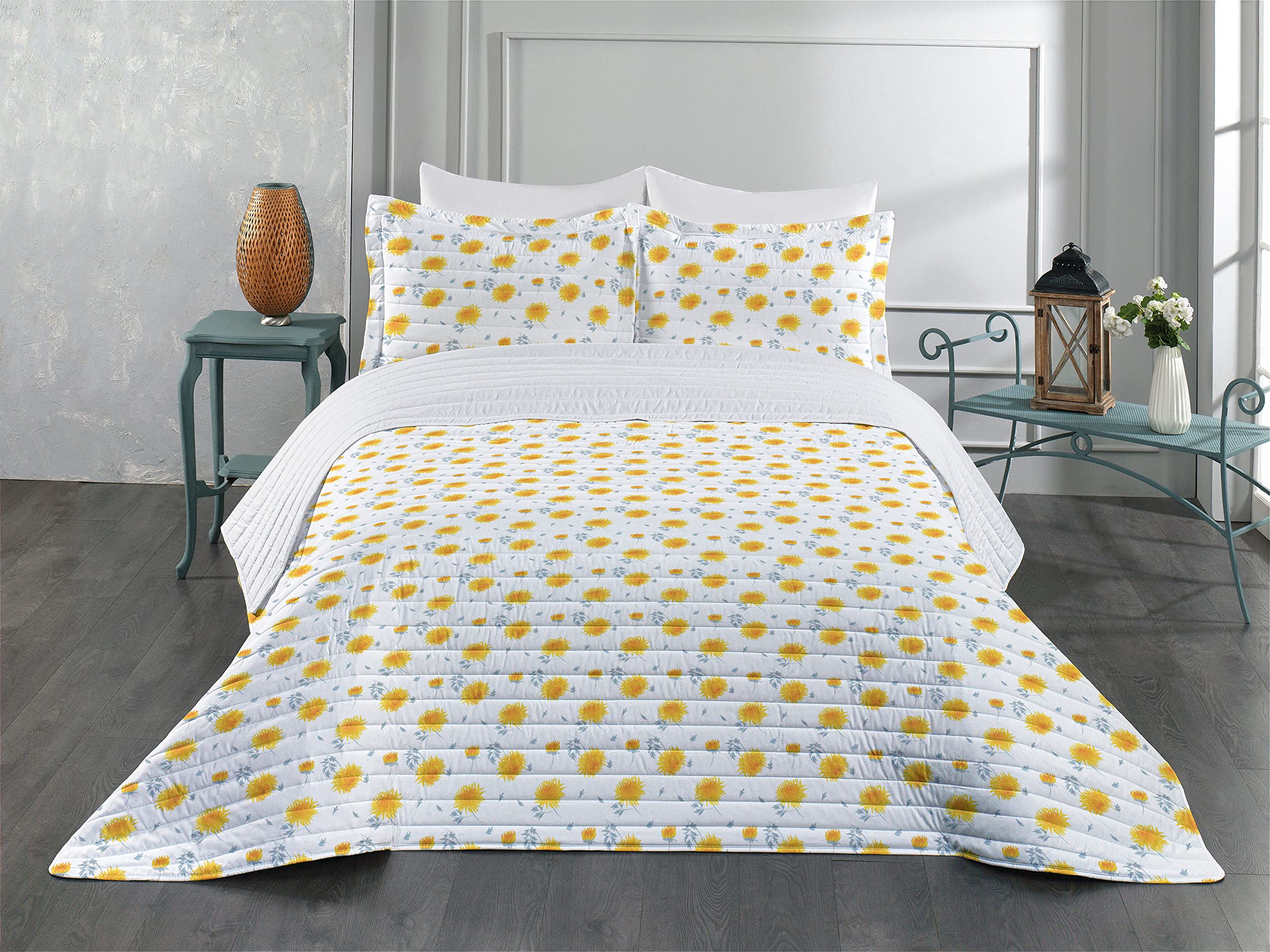 Ambesonne Yellow Flower Microfiber Bedspread Set - Queen Size Autumn Floral Bedding with Pillow Shams & Comforter in Mustard & Pale Grey | Soft Chrysanthemum Fall Leaves Design for Cozy Seasonal Home Decor | Perfect for Guest Rooms, Master Bedrooms & Autumn-Themed Weddings