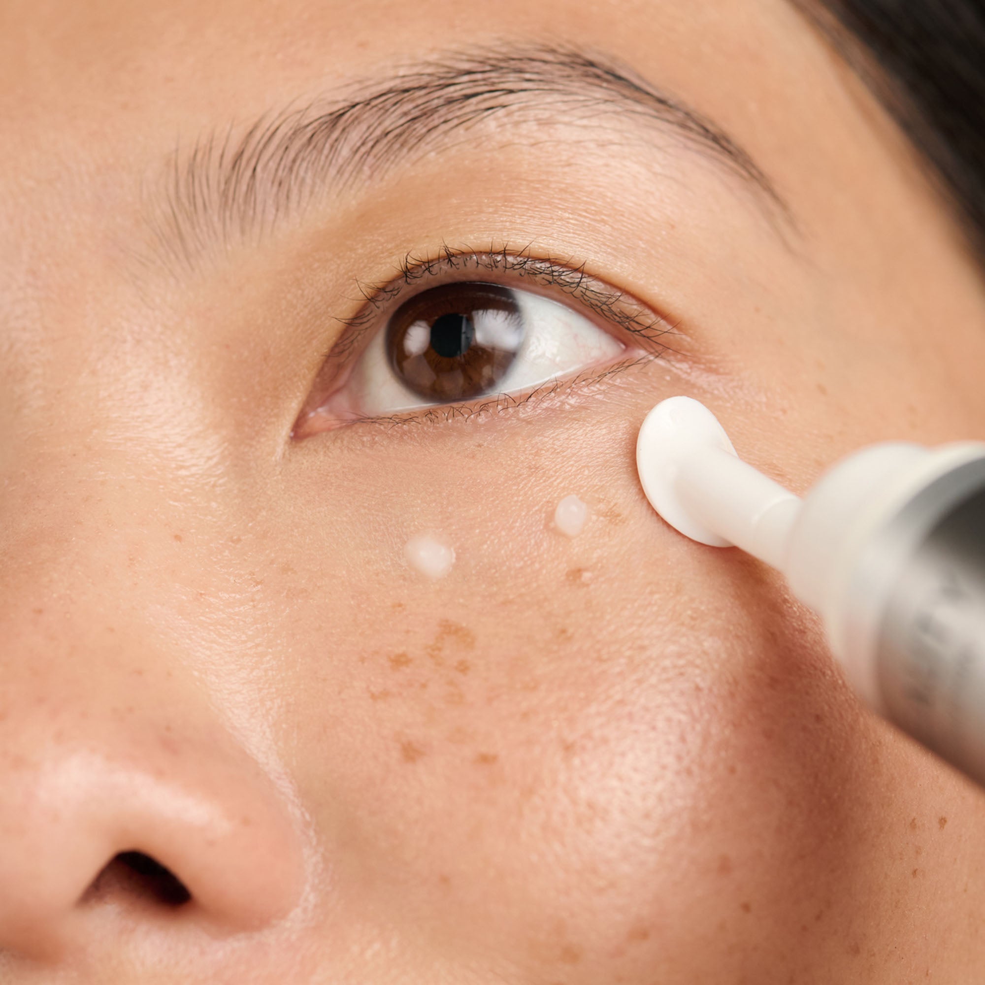 Best Anti Wrinkle Eye Cream for Dark Circles & Puffiness - Reduce Fine Lines & Wrinkles - Hydrating Under Eye Treatment for Men & Women - Perfect for Nighttime Skincare Routine & Travel