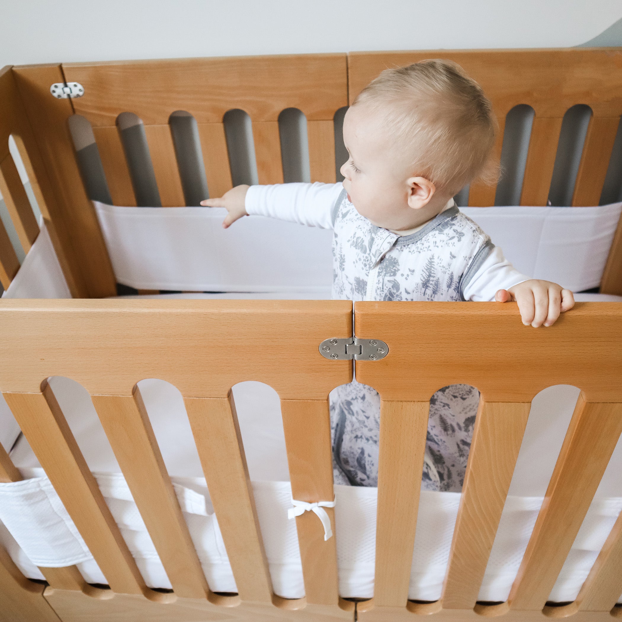 Breathe Easy® White Cot Liner - Soft, Breathable Baby Crib Mattress Cover for Safe & Comfortable Sleep - Perfect for Nursery, Daycare & Travel