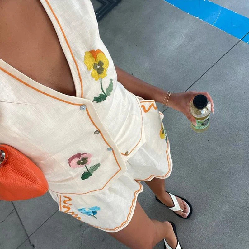 Stylish 2-Piece Women's Summer Outfit Set - Casual & Sexy Vacation Clothes for Beach, Travel & Date Night | Modern Matching Shorts & Top Combo