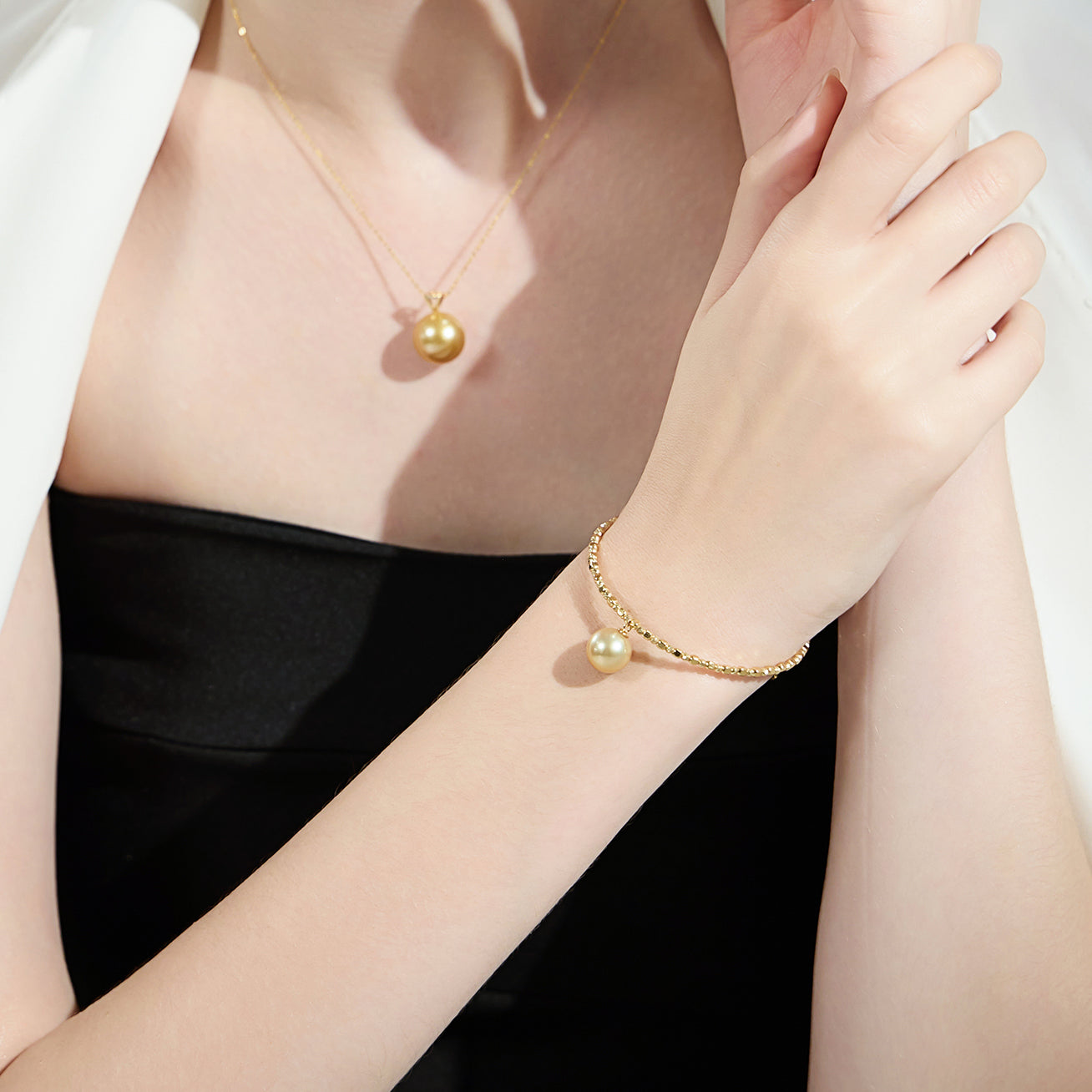 18K Solid Gold Golden South Sea Pearl Bracelet for Women - Luxury Elegant Jewelry Gift for Anniversary, Birthday & Special Occasions | KB00034