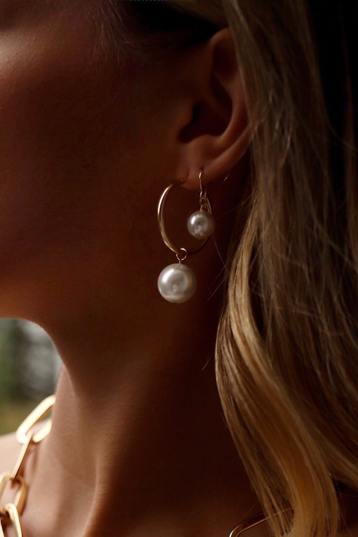 Oversized Audrey Pearl Hoop Earrings - Elegant & Trendy Statement Jewelry for Women | Perfect for Parties, Weddings & Everyday Wear