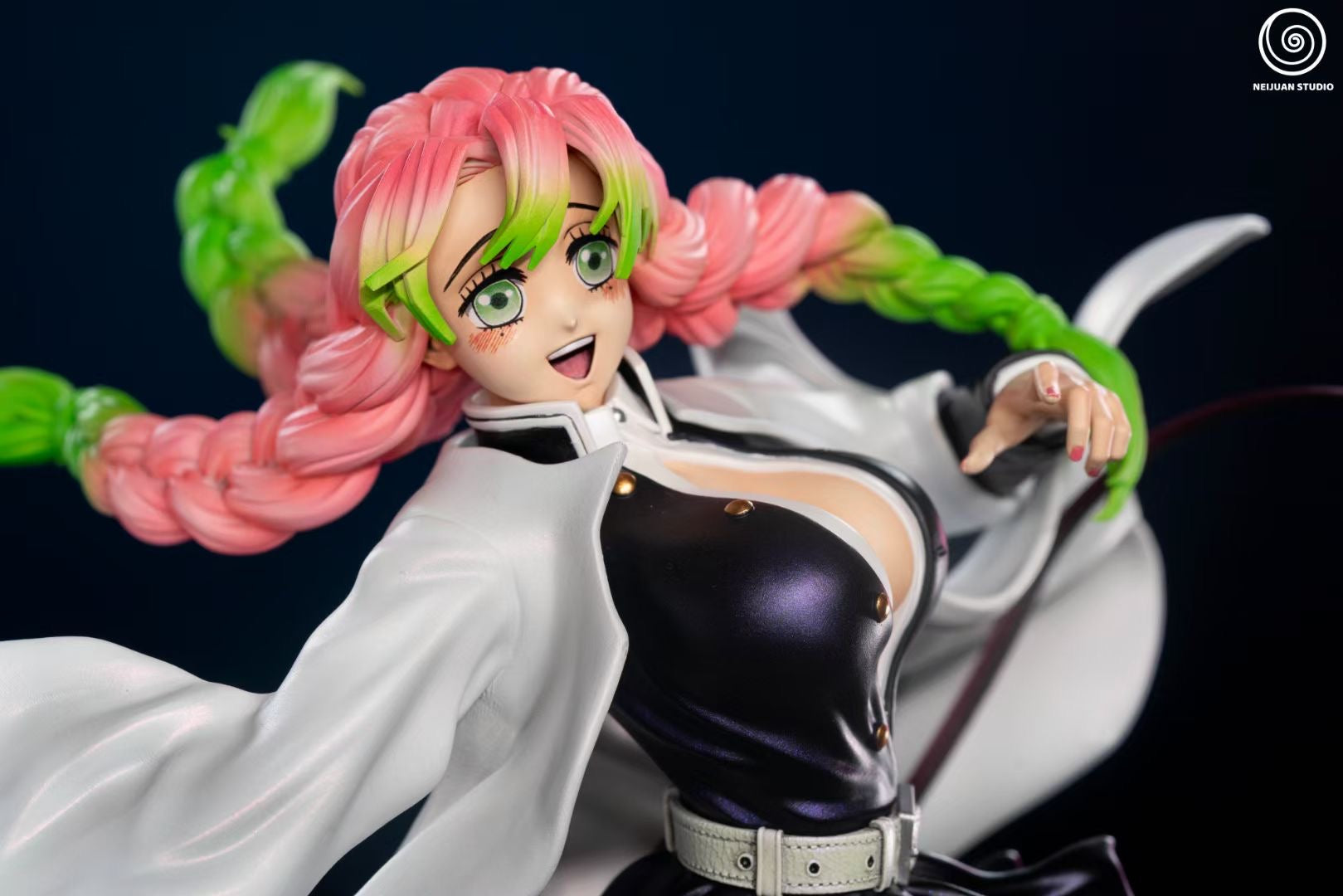 Love Hashira Kanroji Mitsuri Anime Figure - NeiJuan Studio Collectible for Demon Slayer Fans | Perfect for Home Decor, Office Display, and Anime Gift