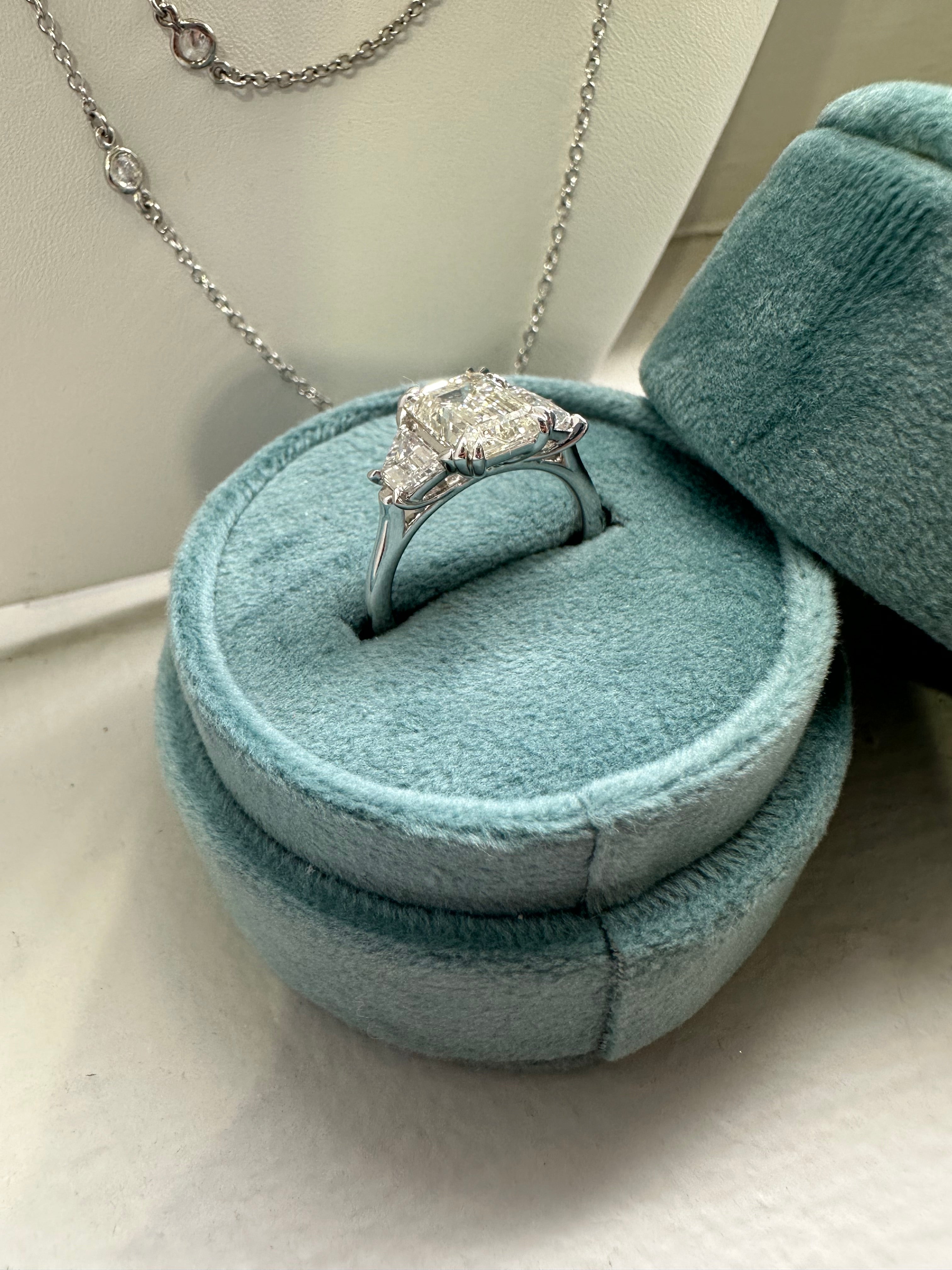 14K White Gold Emerald Three Stone Ring - Elegant Jewelry for Women, Perfect for Engagement, Wedding & Anniversary Gifts