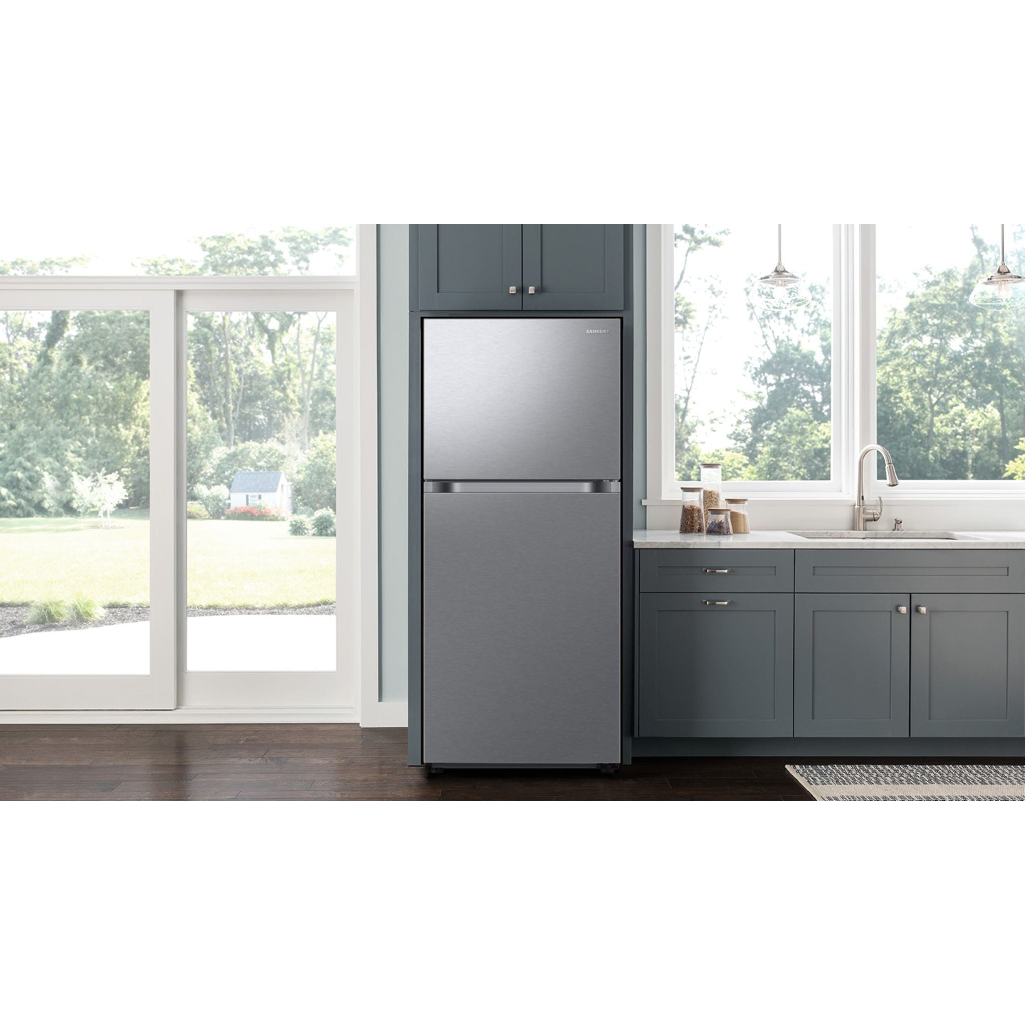 Samsung RT18DG6500SRAC 18 cu. ft. Top Freezer Refrigerator - Stainless Steel | Energy Efficient, Spacious Design for Kitchens & Small Apartments