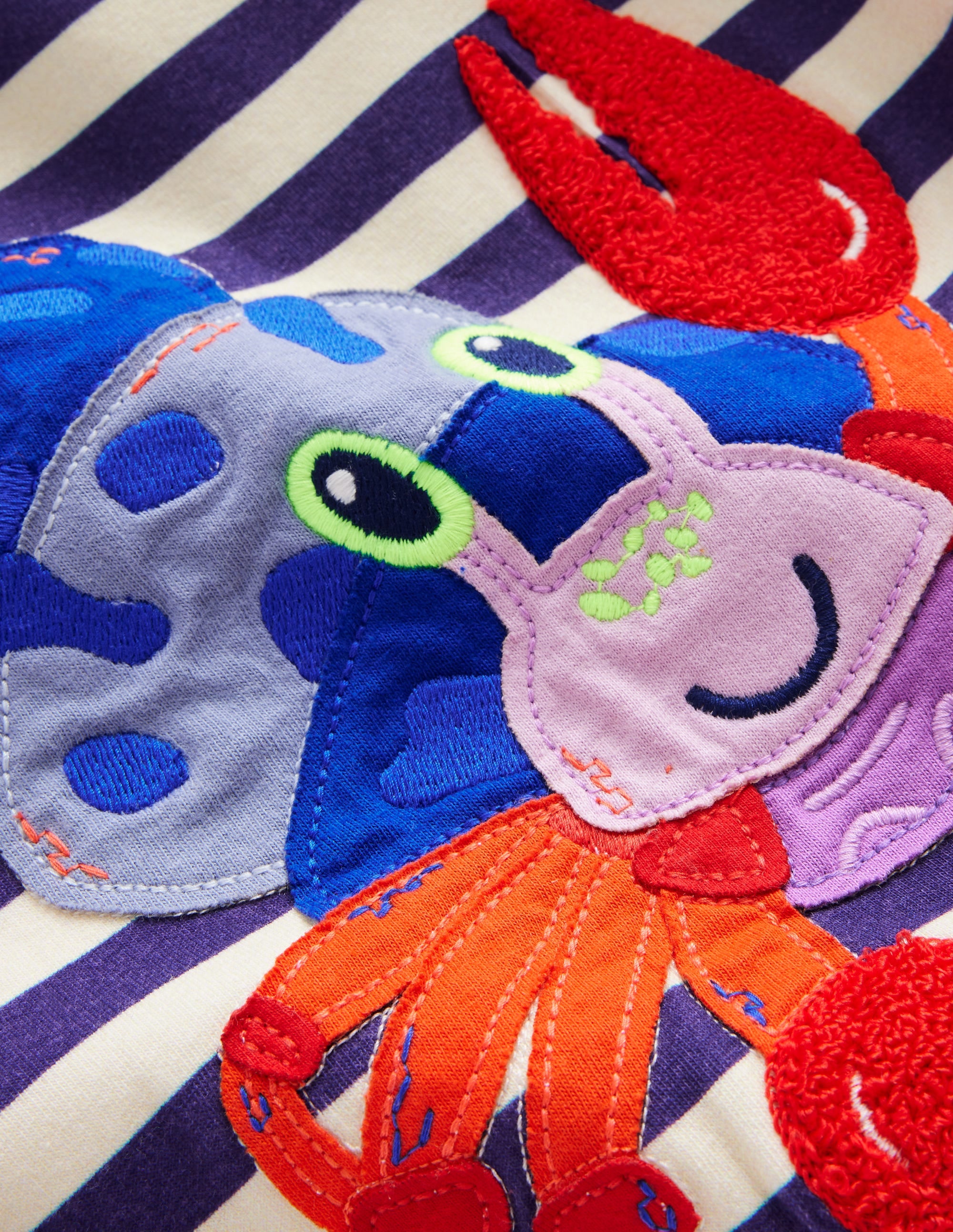 Appliqué Crab T-Shirt - Sapphire Blue & Ivory Crab Design - Casual Summer Beachwear for Men & Women