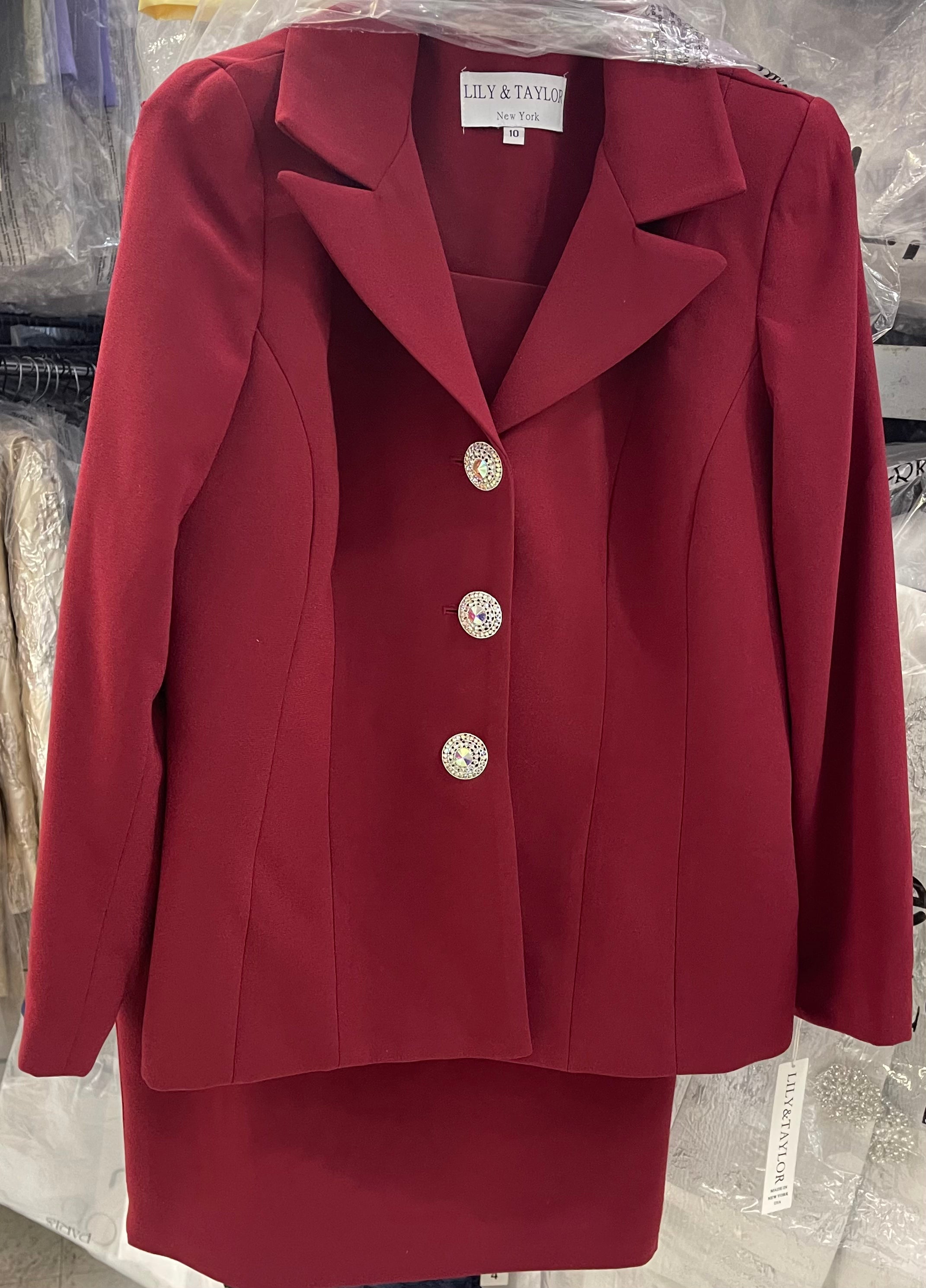 **Lily & Taylor 3895 - Stylish Women's Fashion Top for Casual Wear, Office, and Date Night**