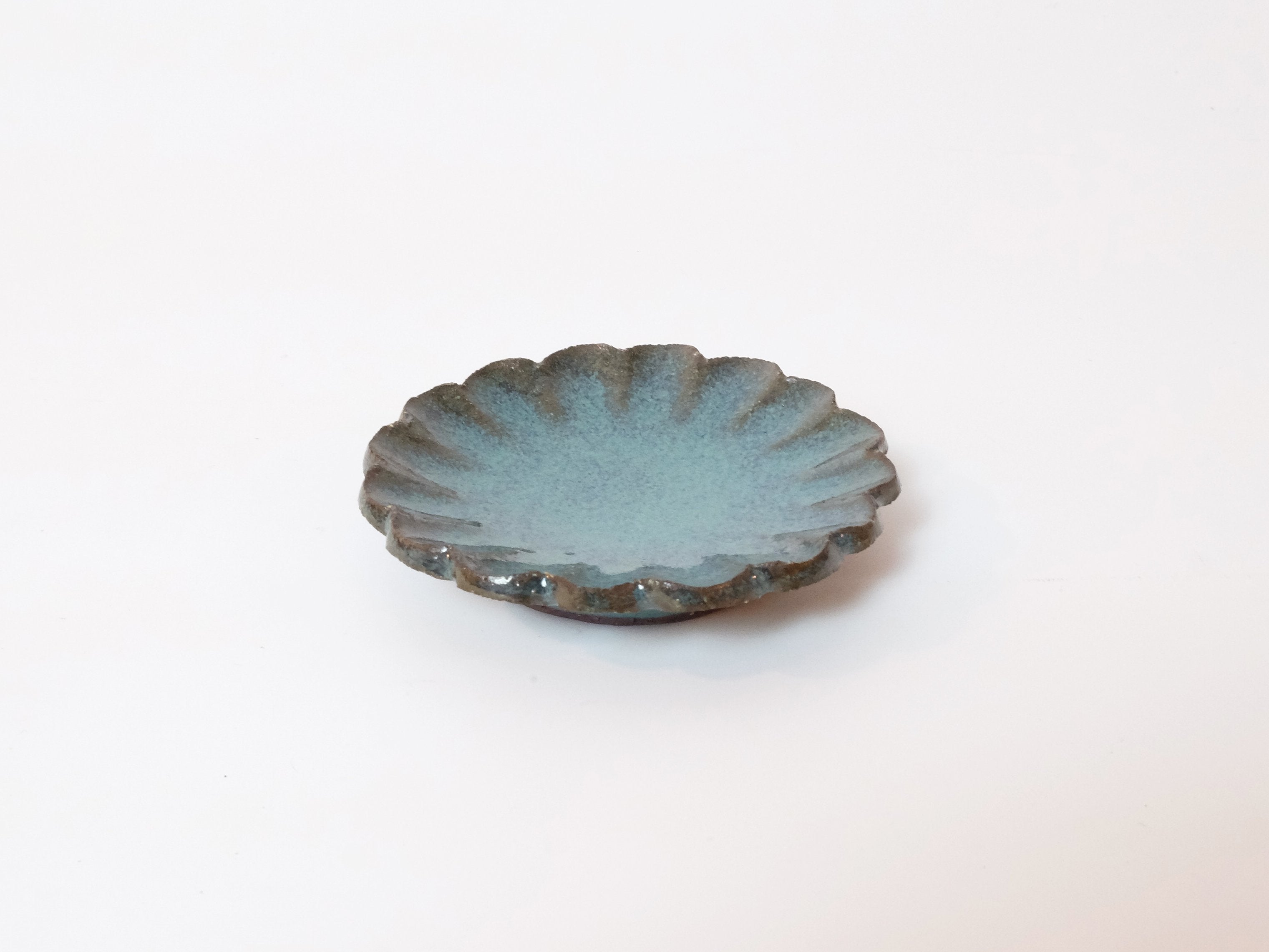 Motoharu Ozawa Rinka Mamezara - Handcrafted Japanese Small Flower Plate for Tea Ceremony, Sushi & Dessert | Elegant Tableware for Home Decor & Gift