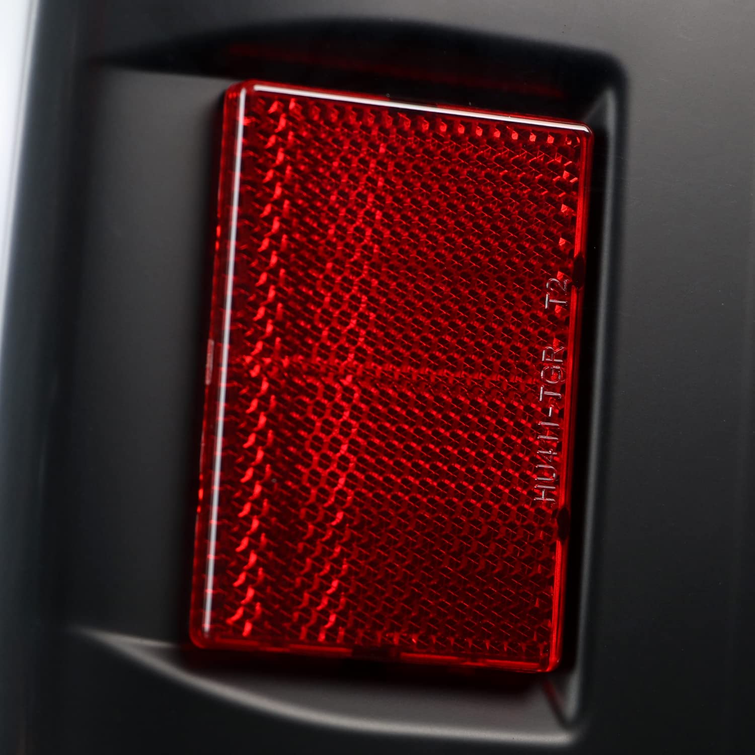 Spec-D Tuning Black Full LED Strip Tail Lights with Red Sequential LED Bar - Compatible with 2014-2021 Toyota Tundra - Left & Right Pair Assembly - Upgrade Your Truck's Style & Visibility for Night Driving & Custom Look