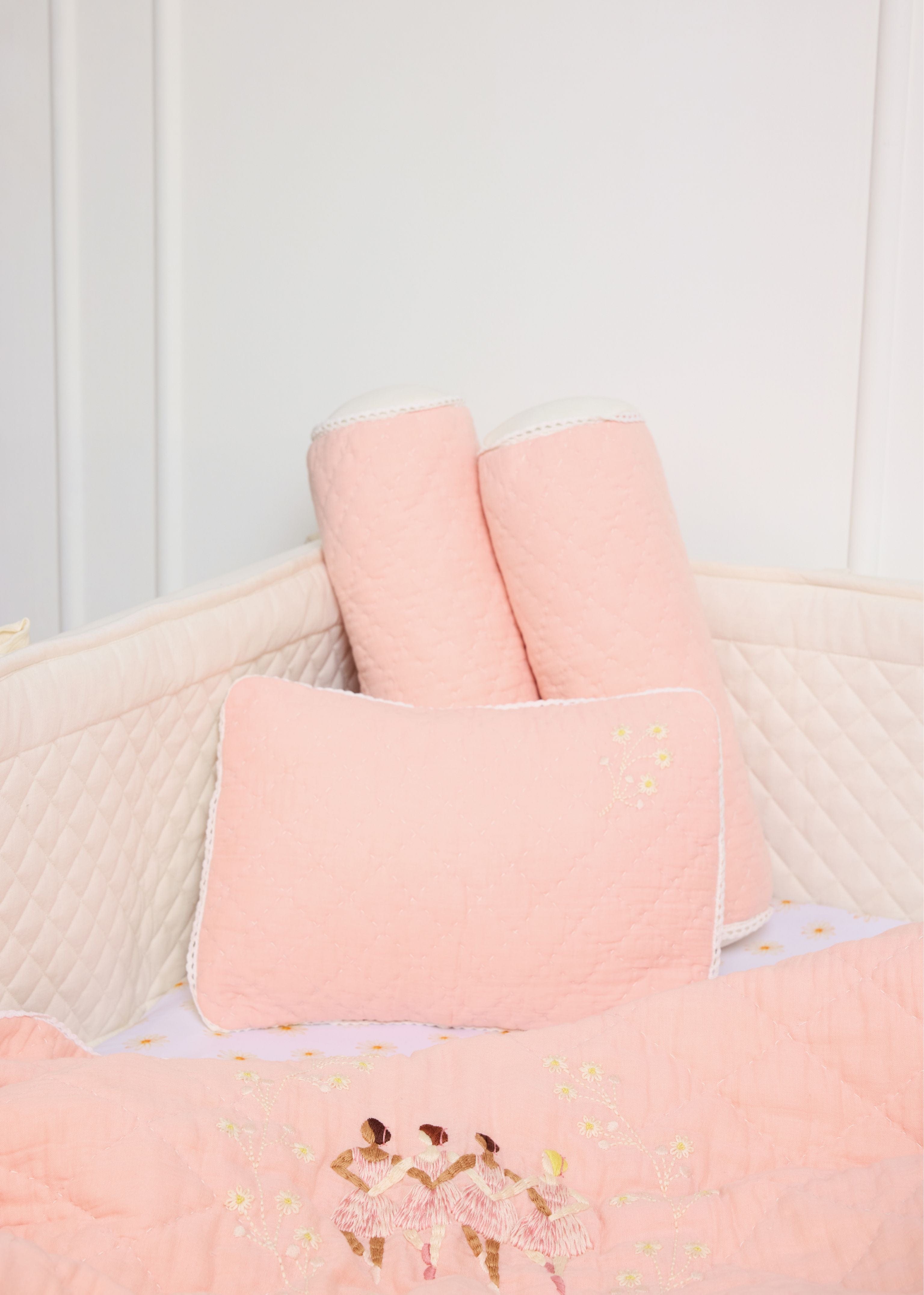 Arabesque Dreams Complete Cot Bedding Set with Soft Bumper - Premium Nursery Crib Bedding for Baby Boys & Girls - Perfect for Newborns, Infants & Toddlers - Ideal for Nurseries, Daycares & Gift Giving