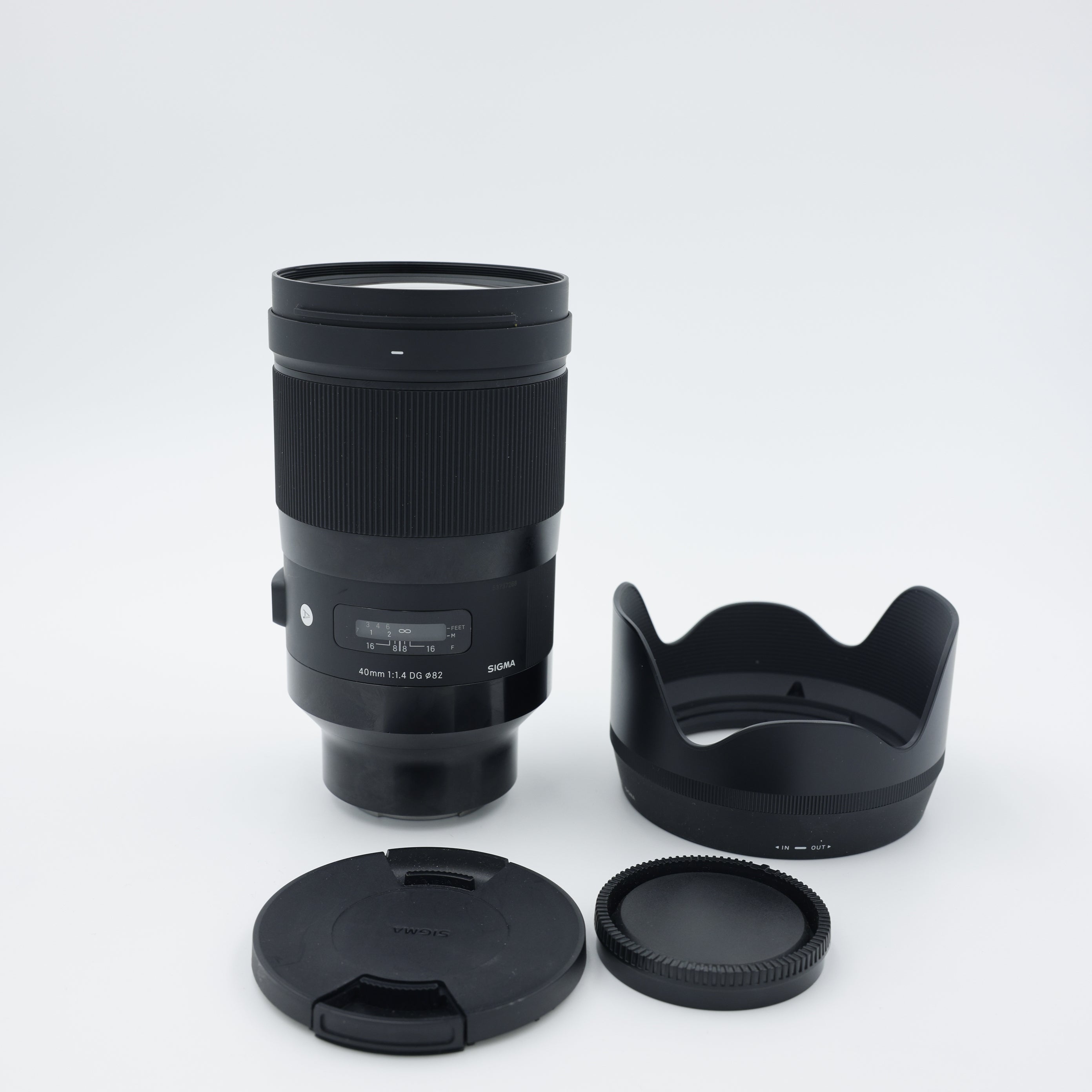 Used Sigma 40mm f/1.4 DG HSM ART Lens for Sony E Mount - Perfect for Portrait, Low Light & Street Photography
