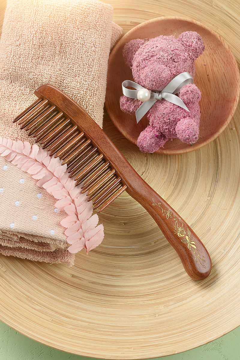 Natural Wooden Tooth Hair Comb for Smooth Detangling - Perfect for Daily Styling & Gentle Hair Care at Home or Salon