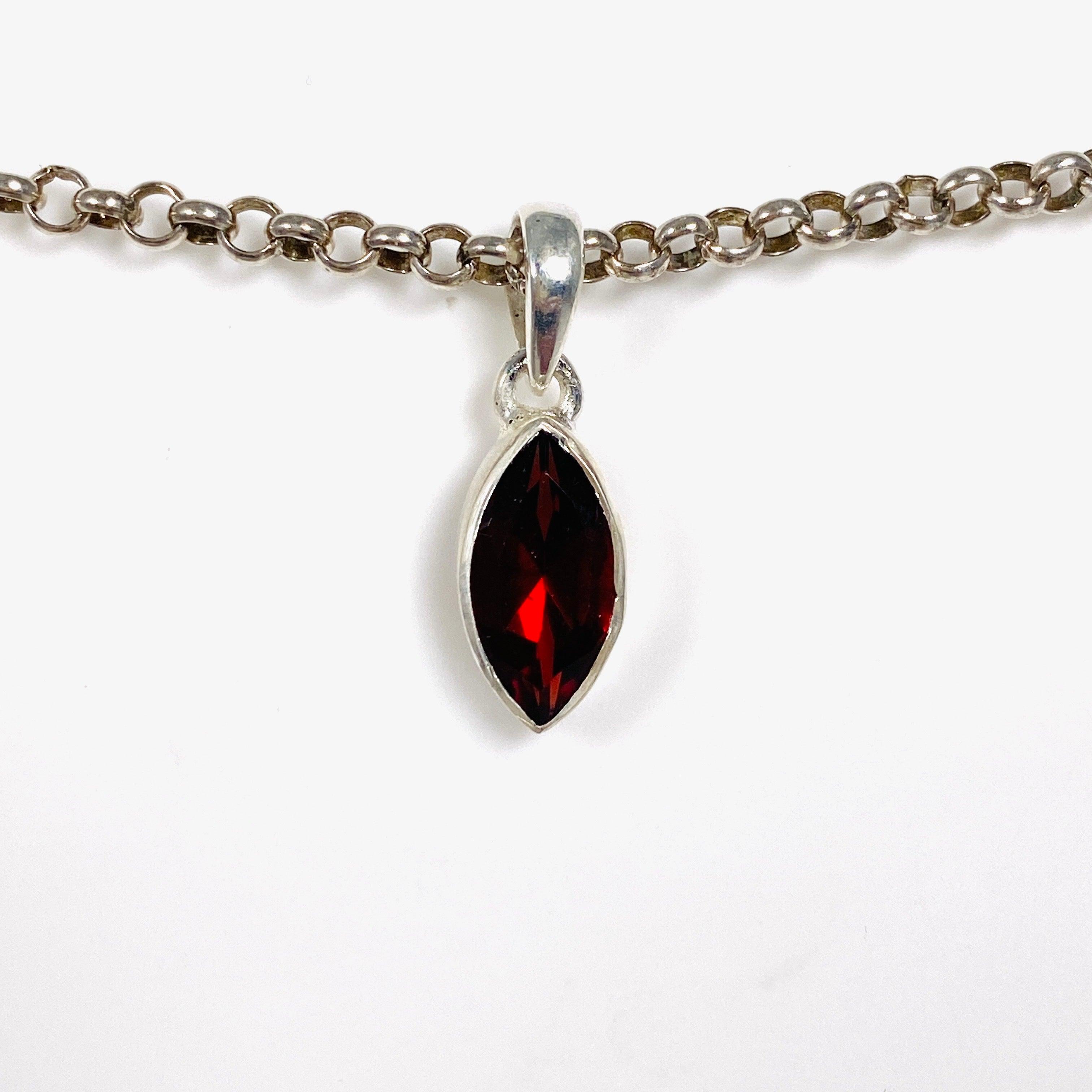 Elegant Faceted Marquise Pendant Necklace G2126M - Perfect for Women's Daily Wear, Parties & Special Occasions